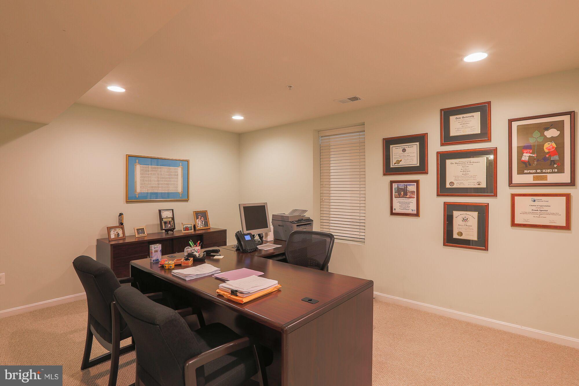 THE PARKE AT MOUNT WASHINGTON - Residential