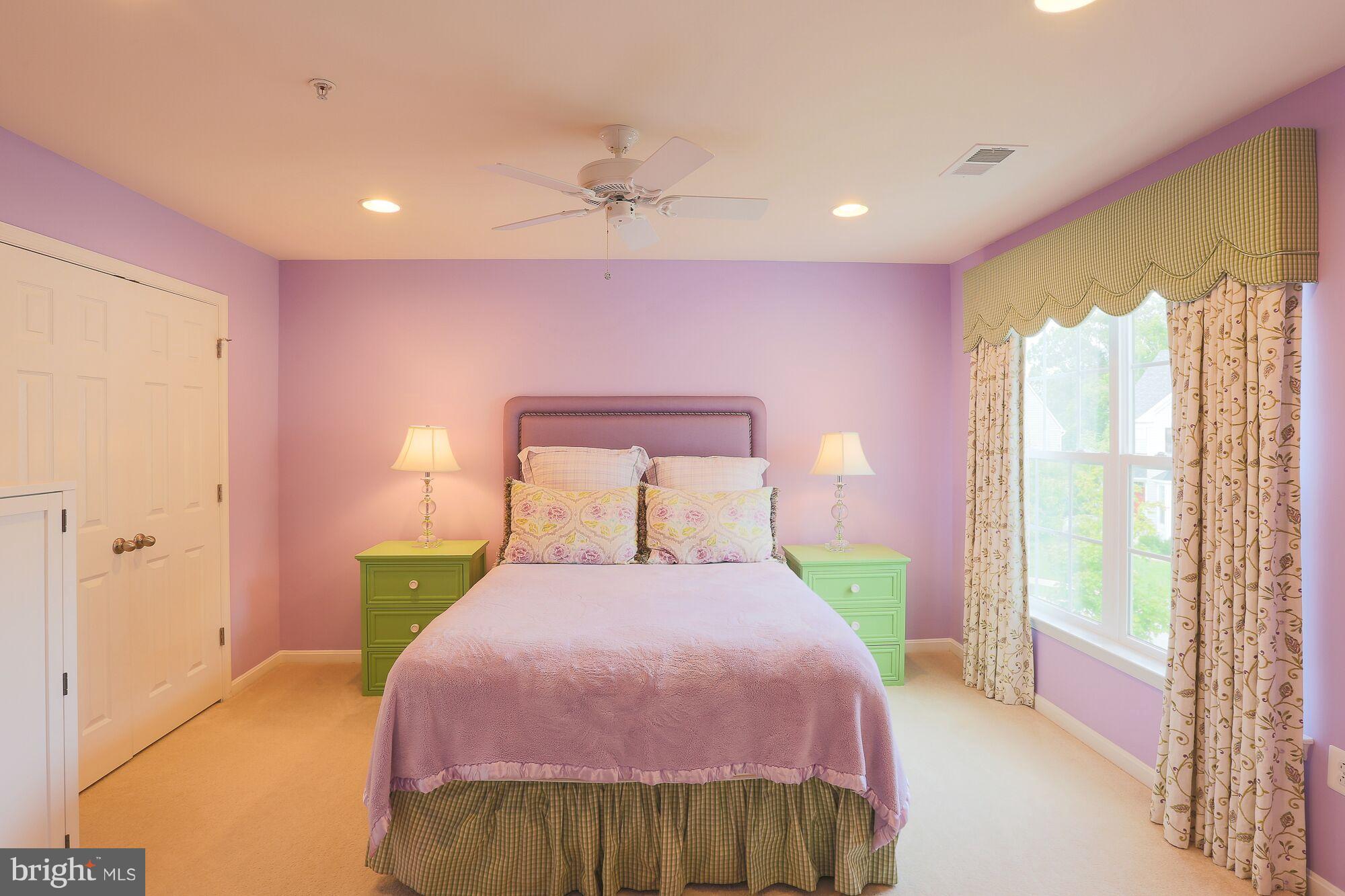 THE PARKE AT MOUNT WASHINGTON - Residential