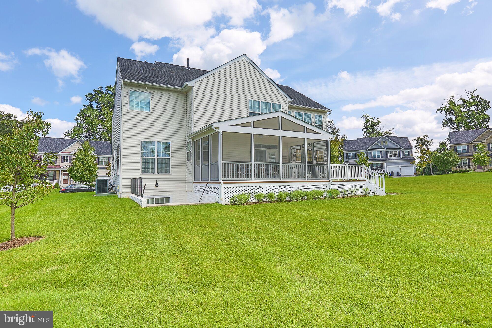 THE PARKE AT MOUNT WASHINGTON - Residential