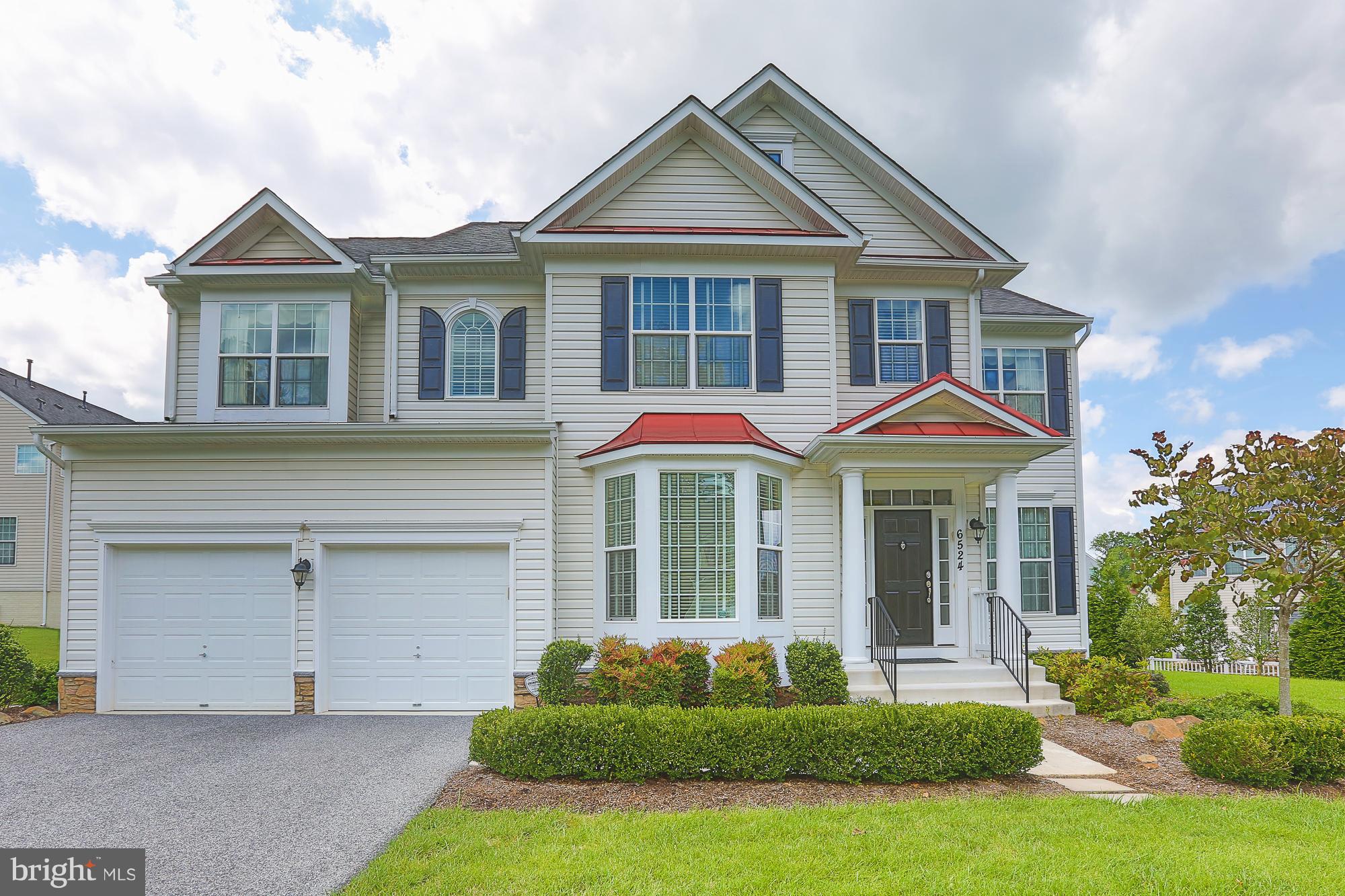 THE PARKE AT MOUNT WASHINGTON - Residential