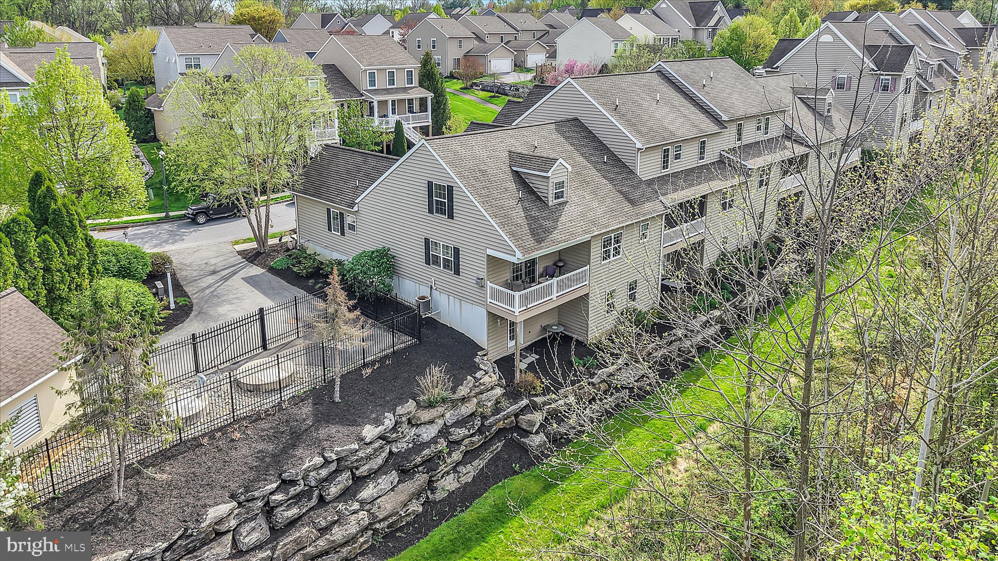 332 WENDOVER WAY 41