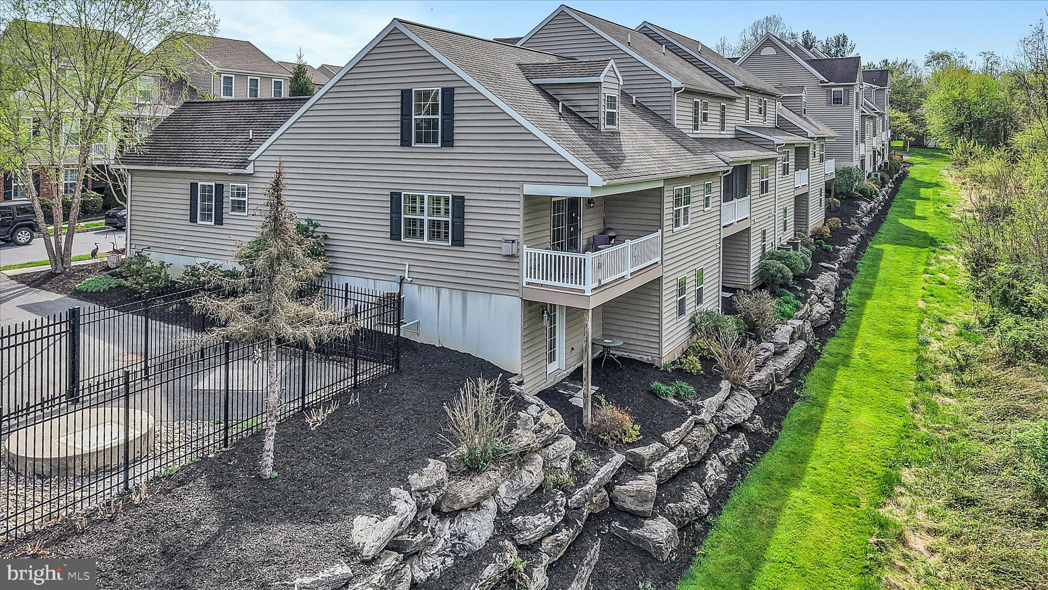 332 WENDOVER WAY 41