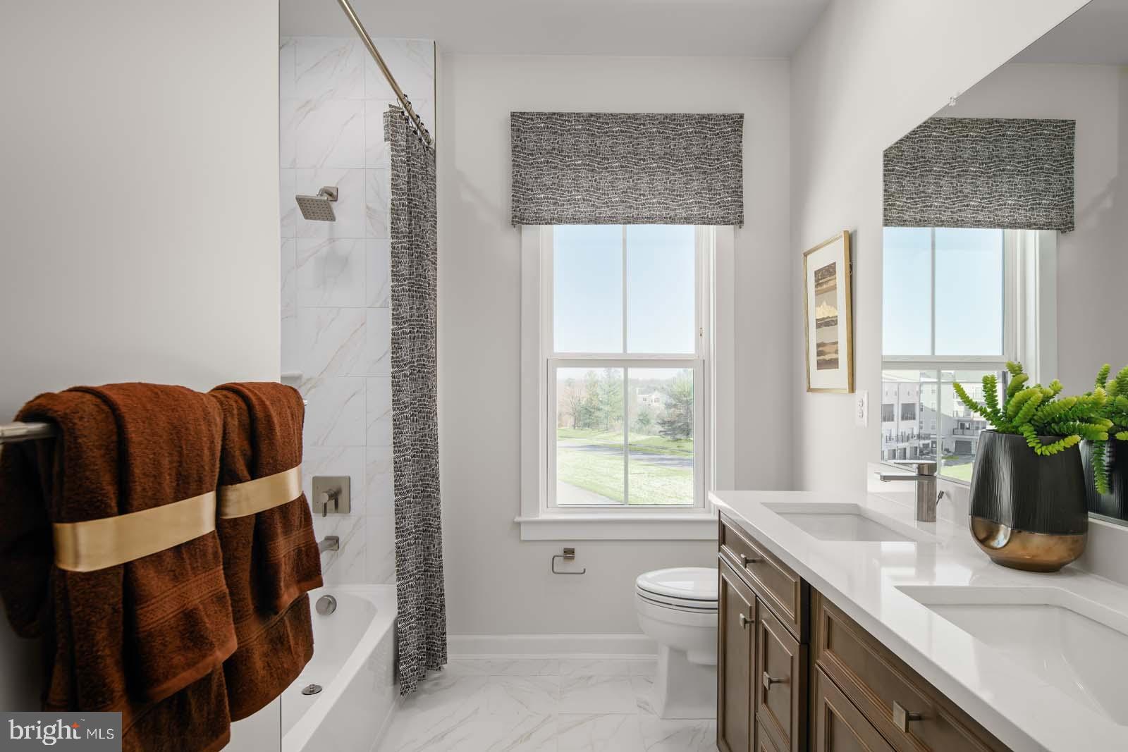 ASHBURN STATION - Residential