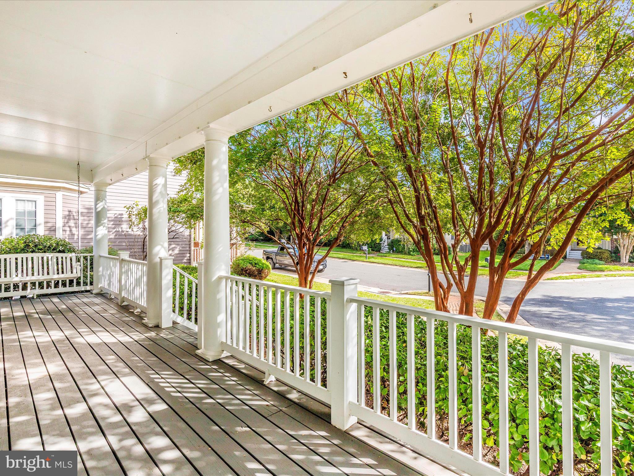 619 GREYSANDS LANE