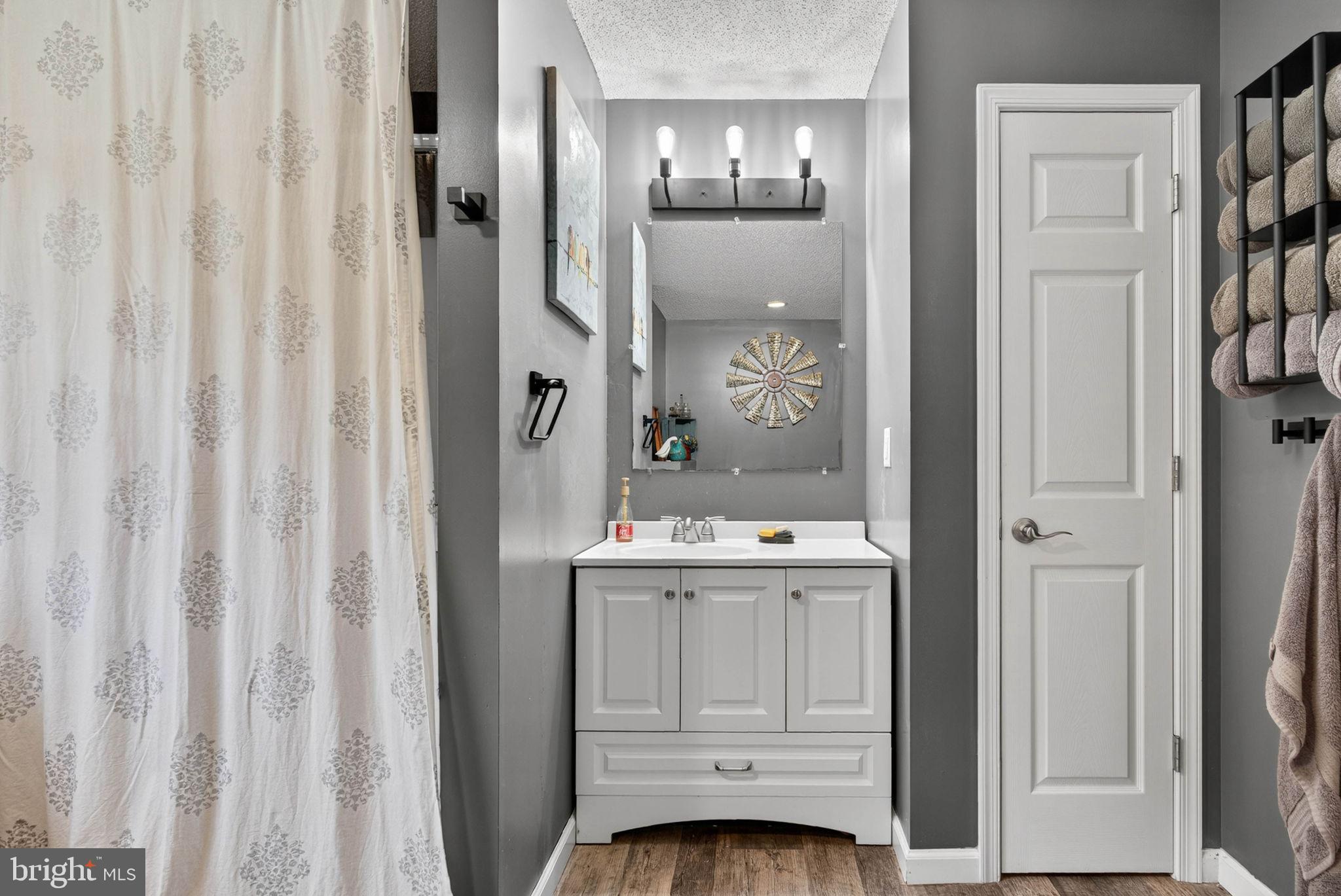 SHANNONDALE - Residential