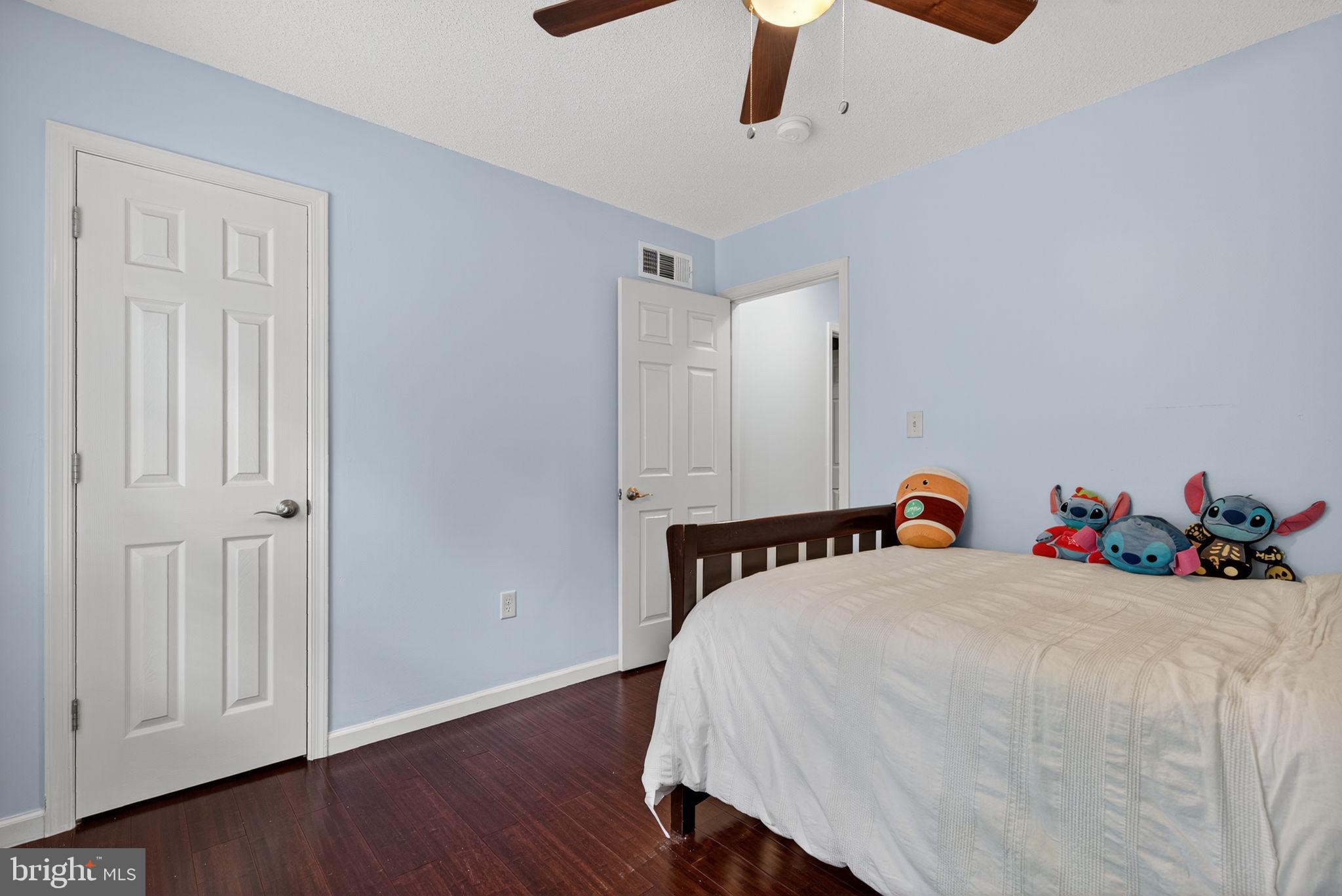 SHANNONDALE - Residential