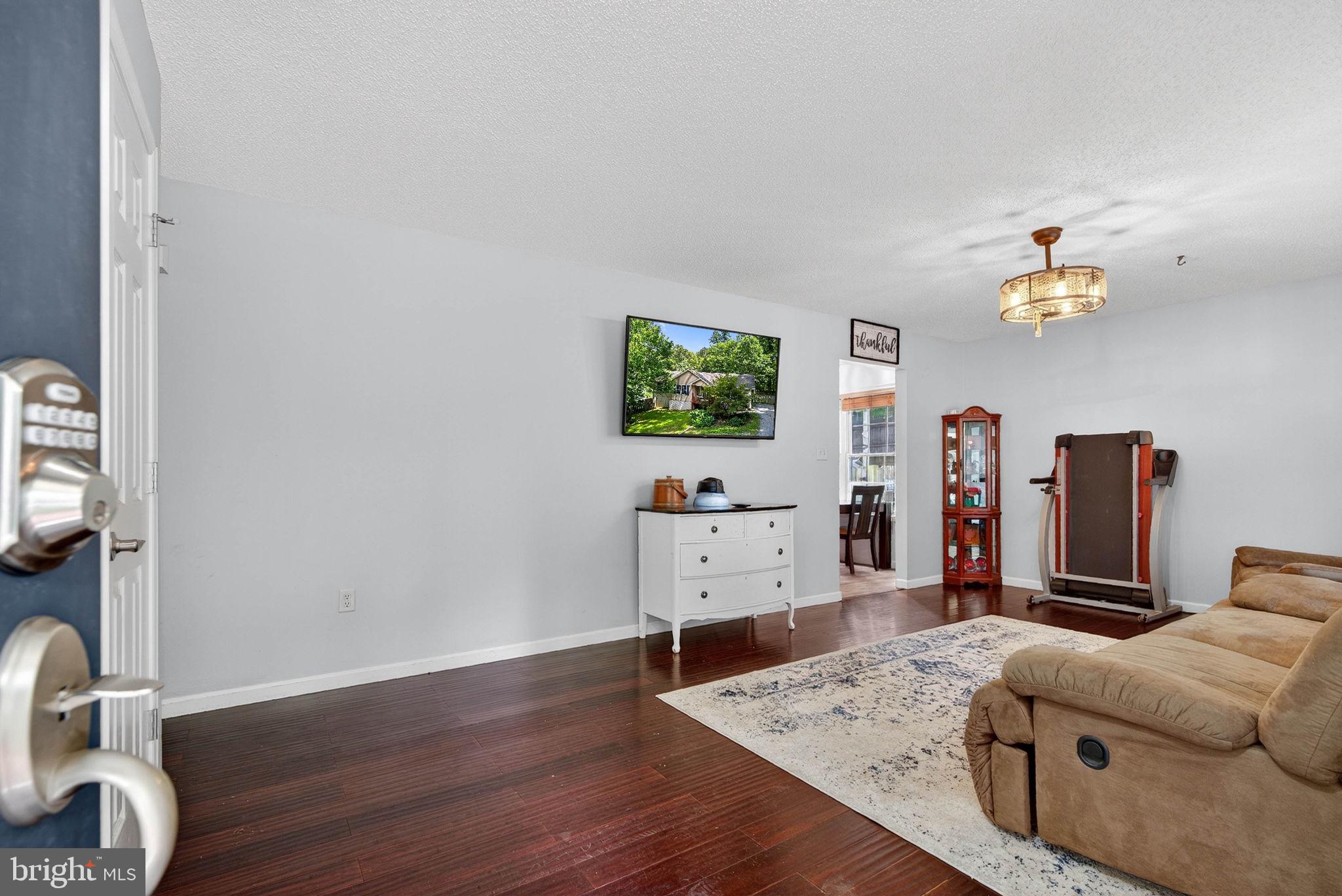 SHANNONDALE - Residential