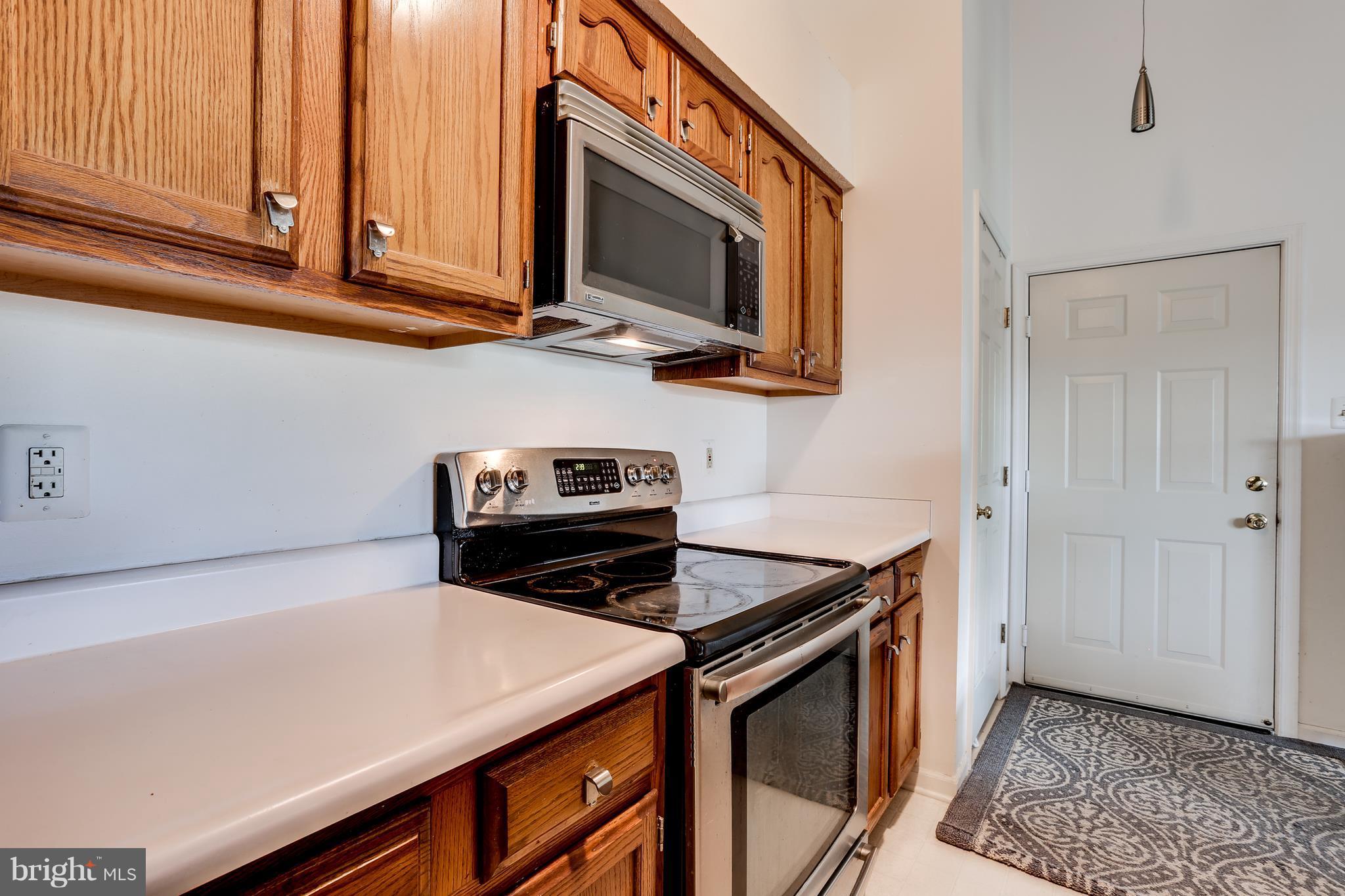 ELKRIDGE TOWN CENTER - Residential Lease