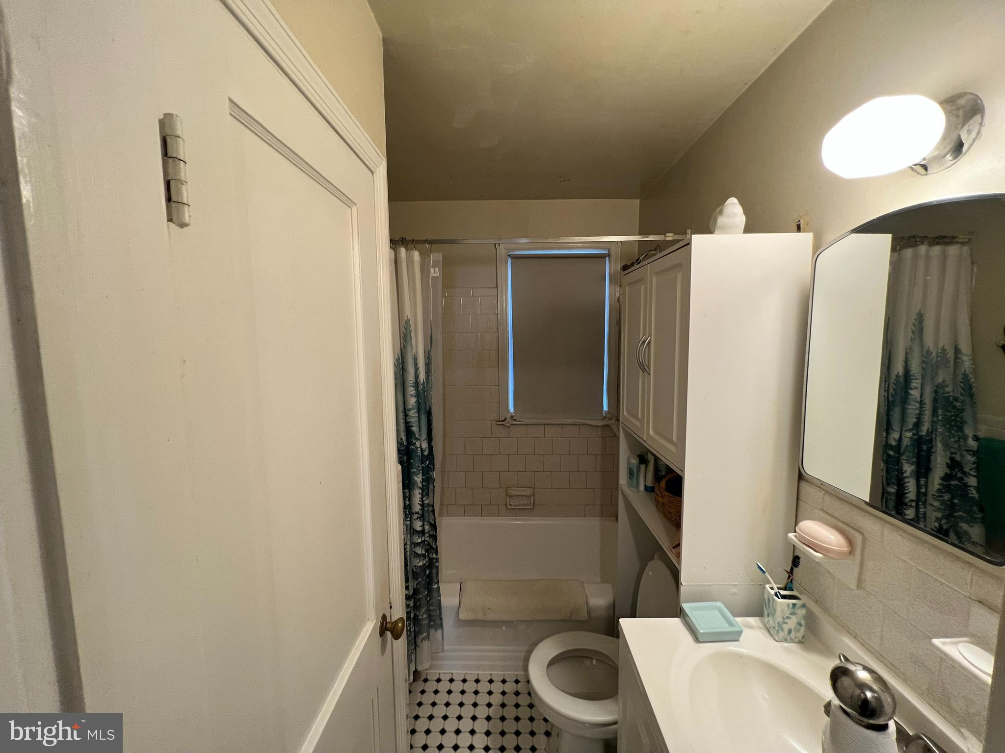 YALE HEIGHTS - Residential