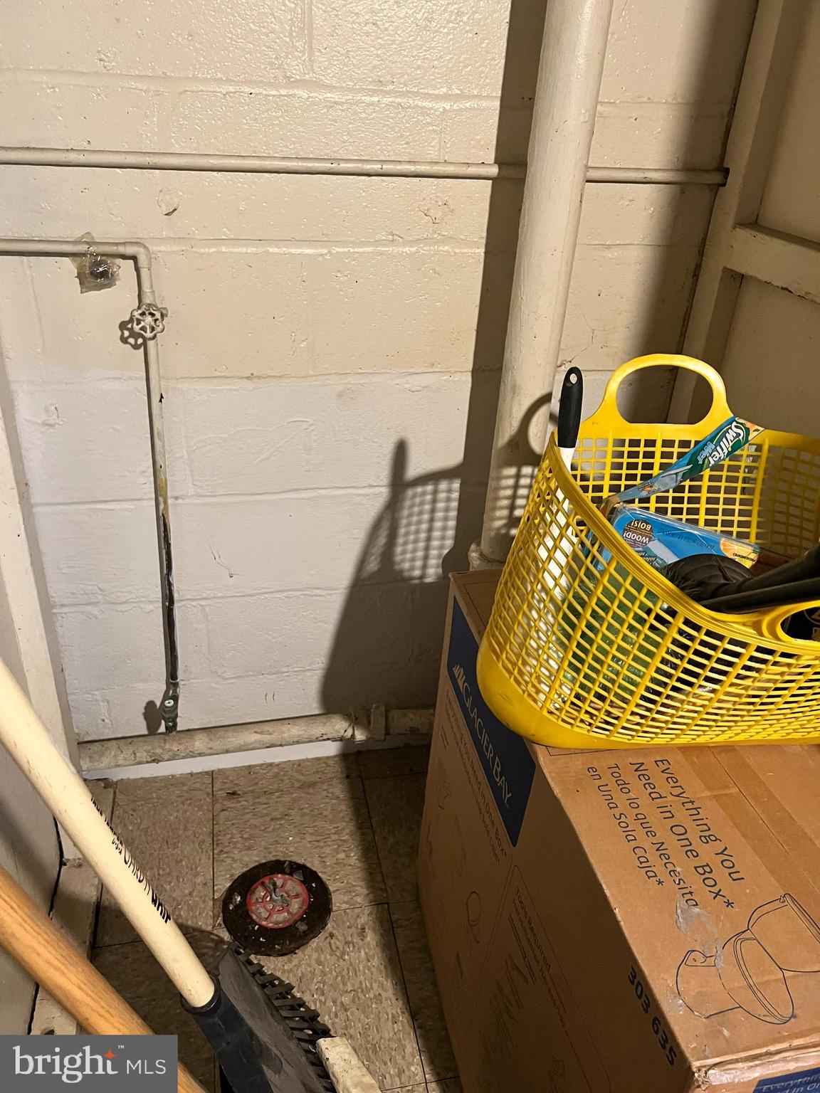 YALE HEIGHTS - Residential