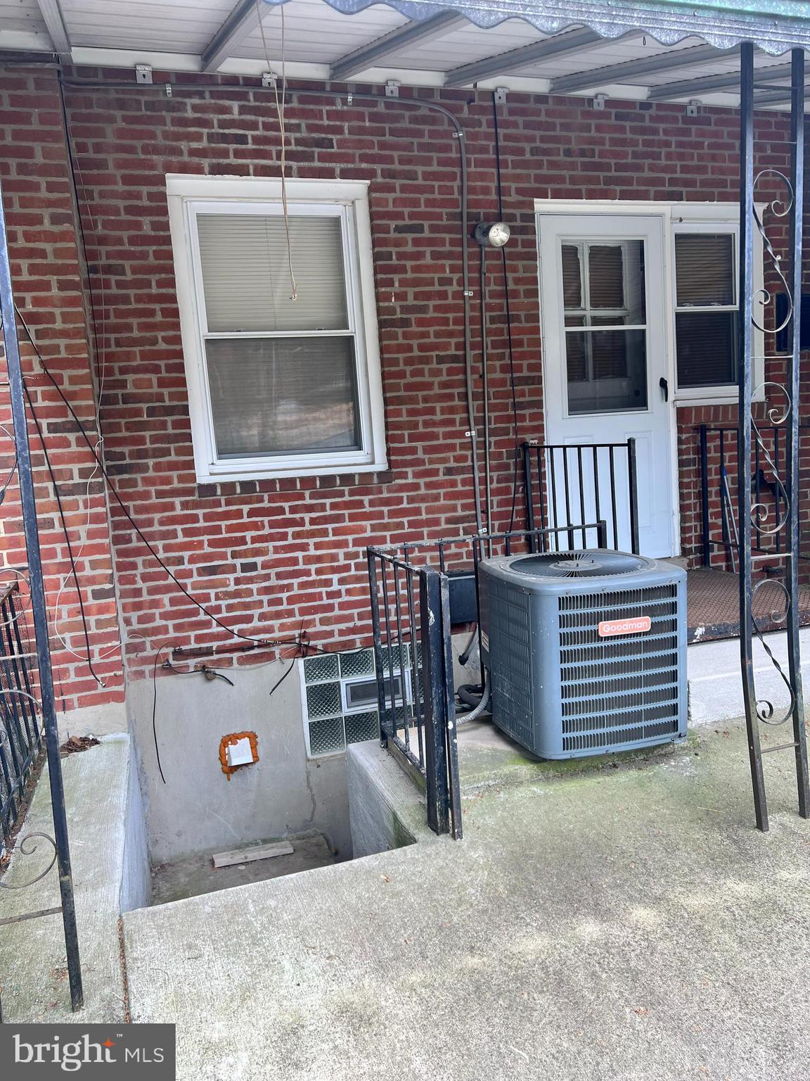 YALE HEIGHTS - Residential