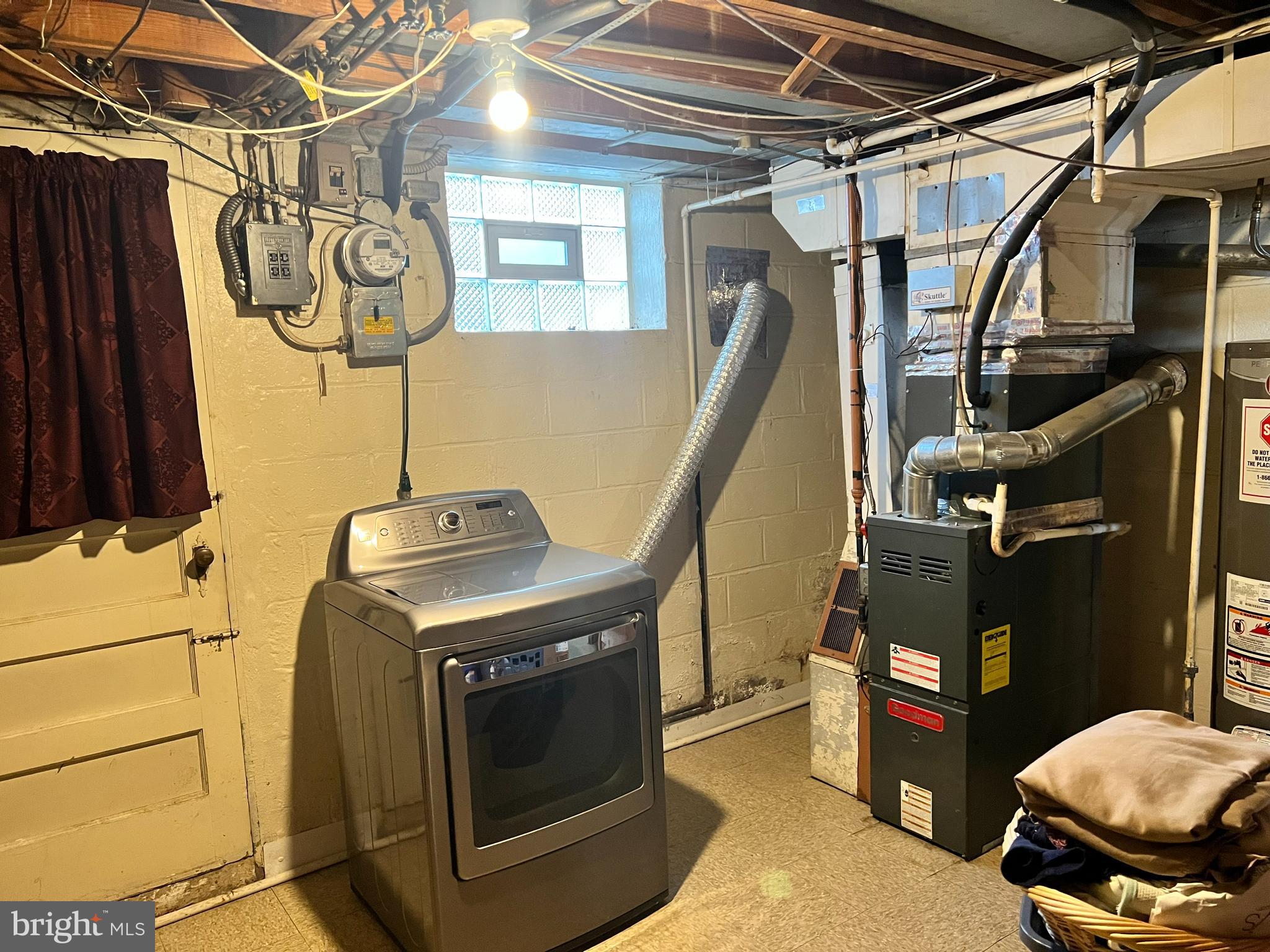 YALE HEIGHTS - Residential