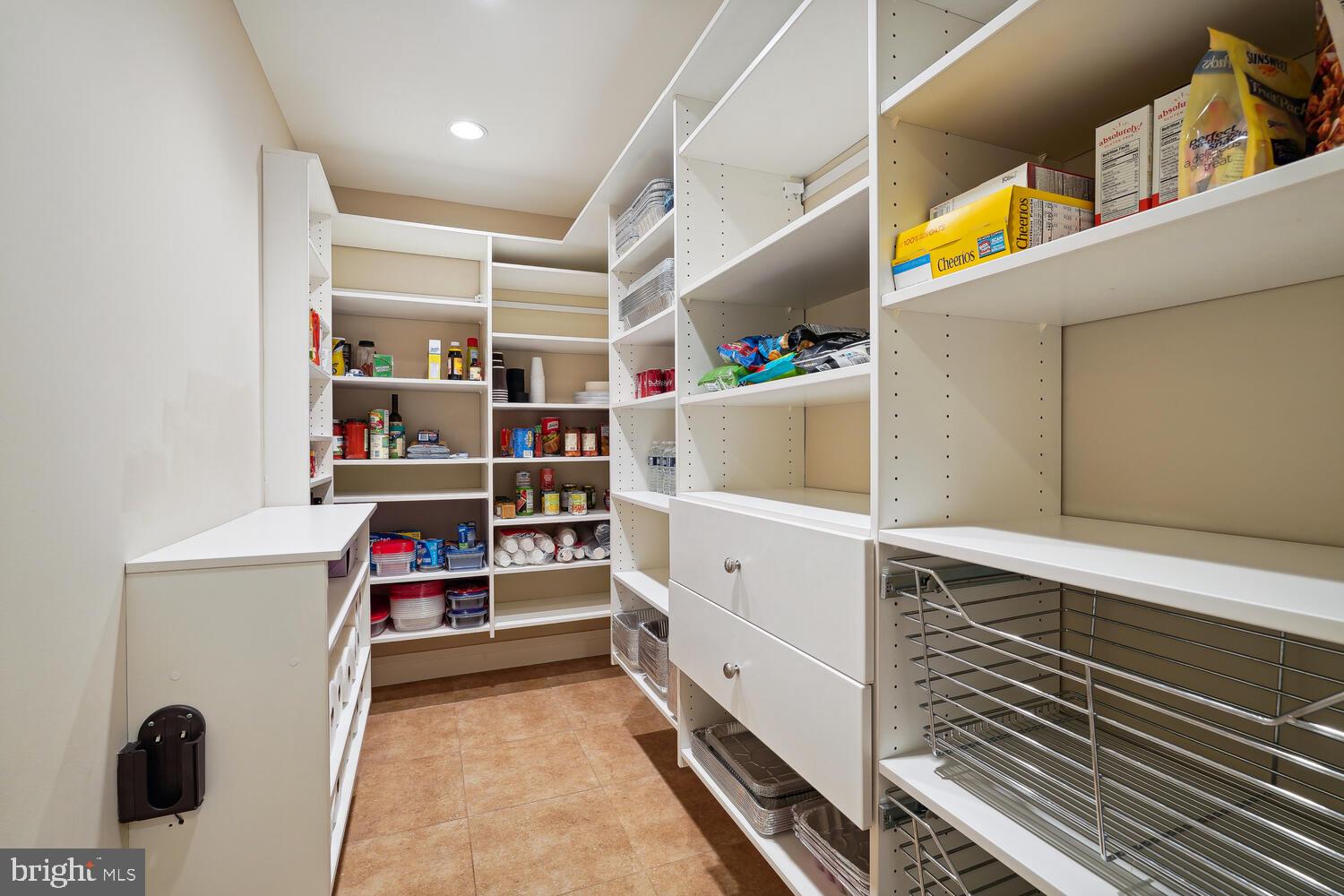 BEDFORDSHIRE - Residential