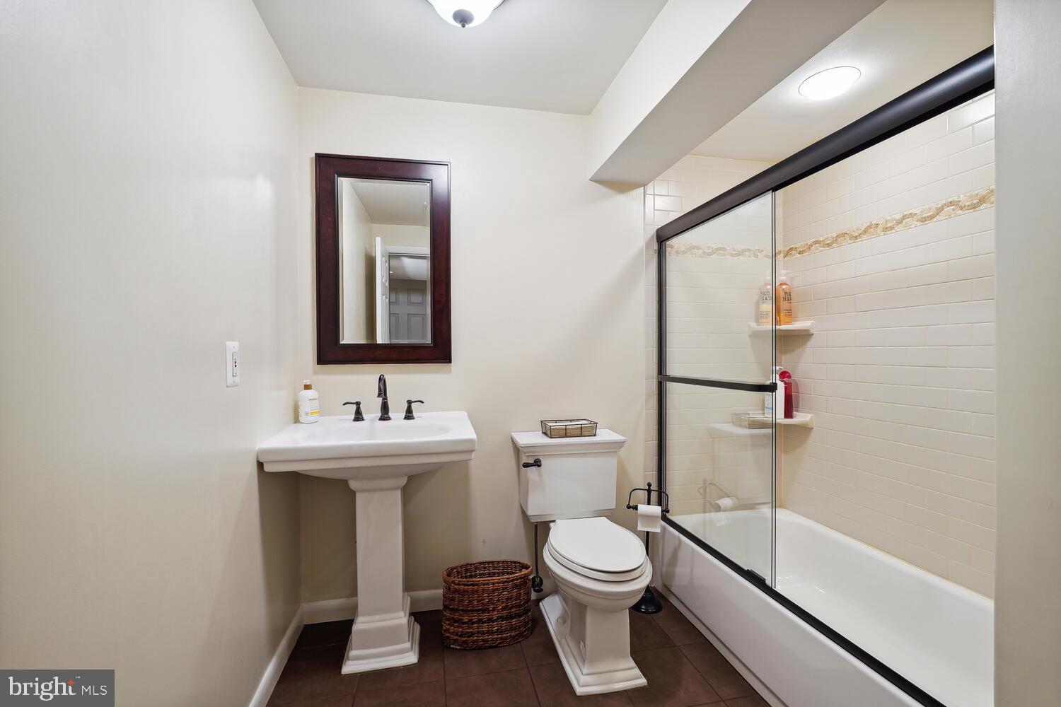 BEDFORDSHIRE - Residential