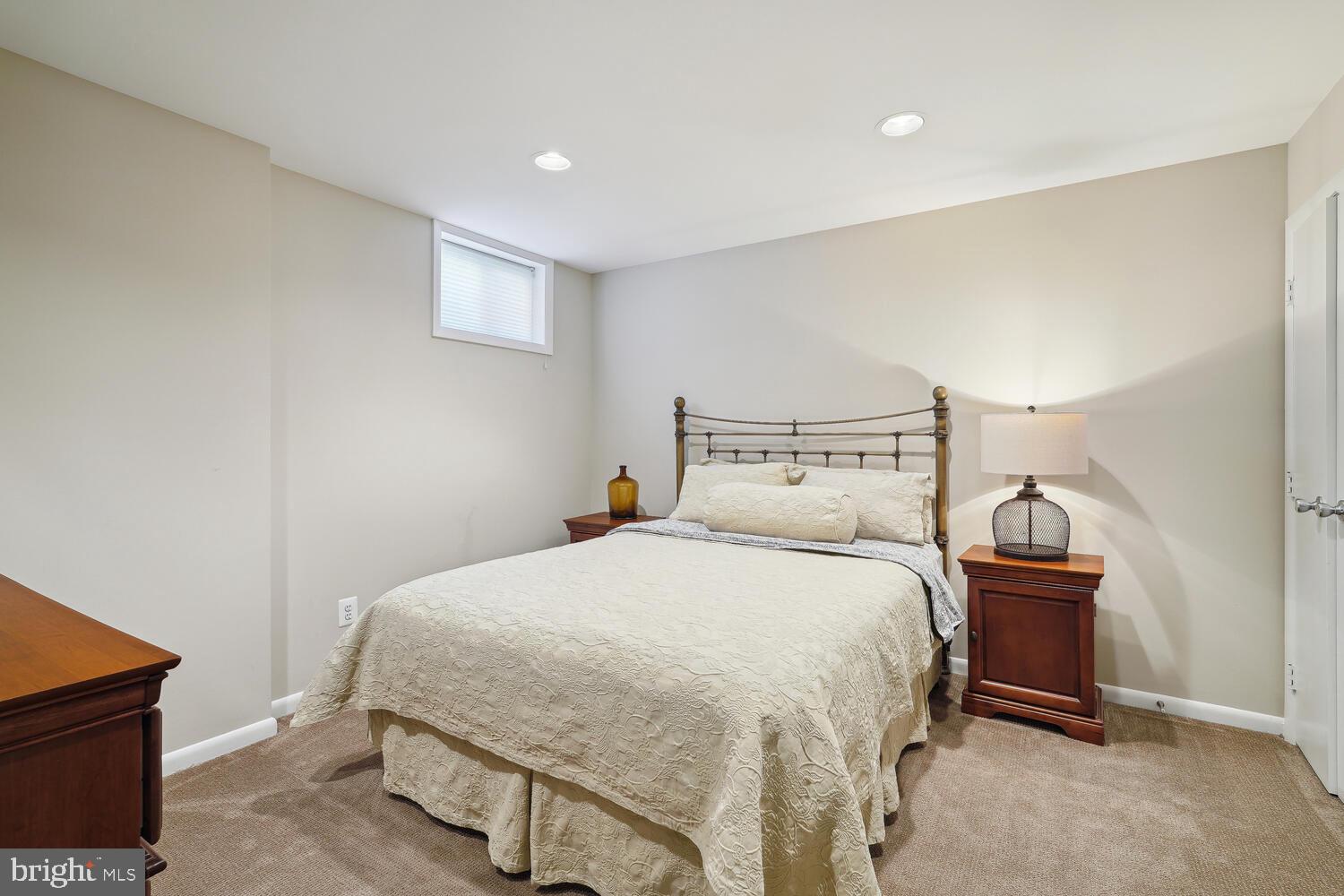 BEDFORDSHIRE - Residential