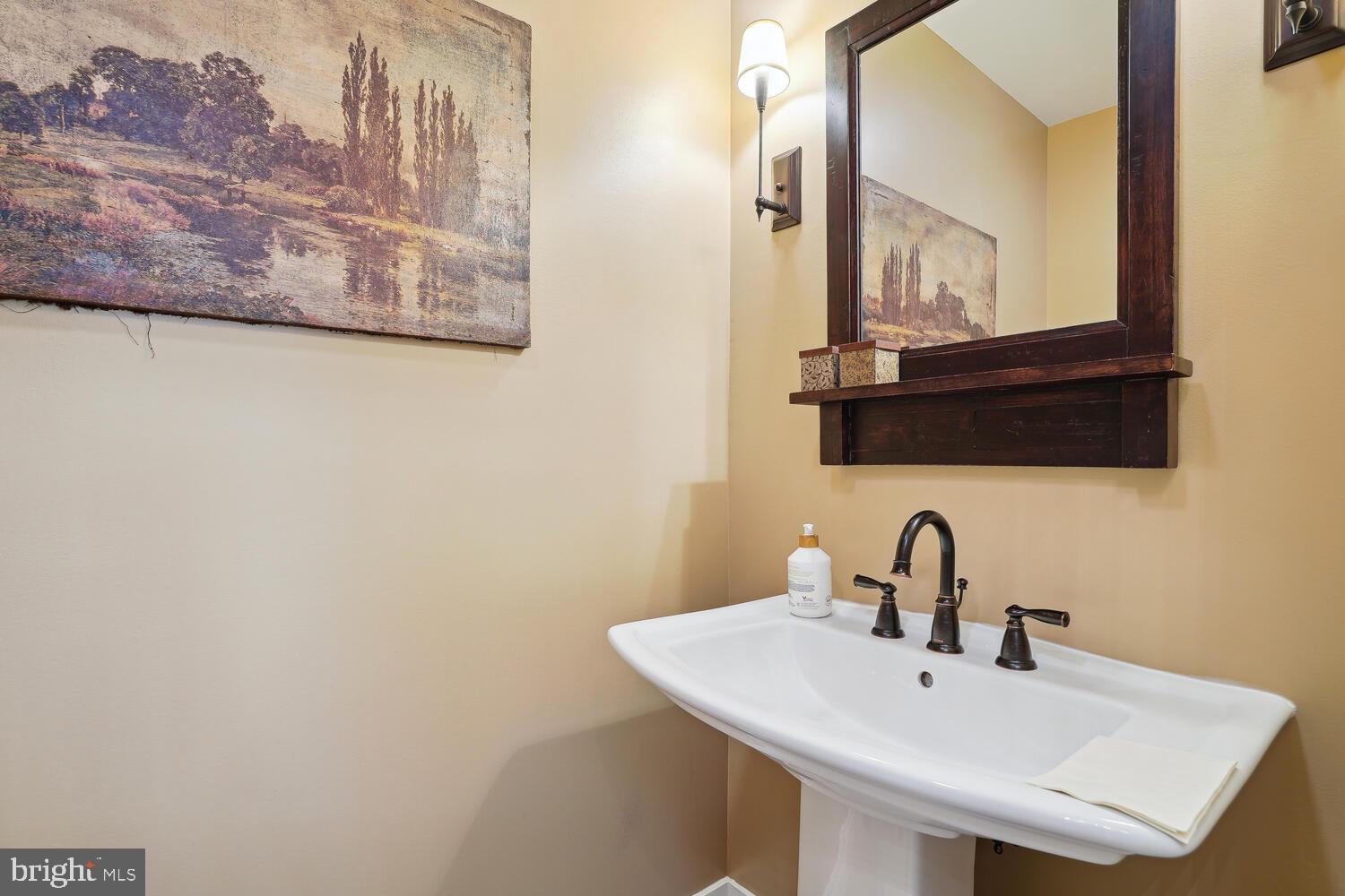 BEDFORDSHIRE - Residential