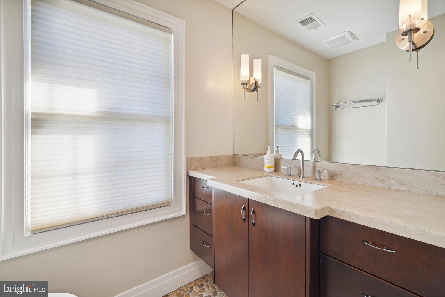 BEDFORDSHIRE - Residential