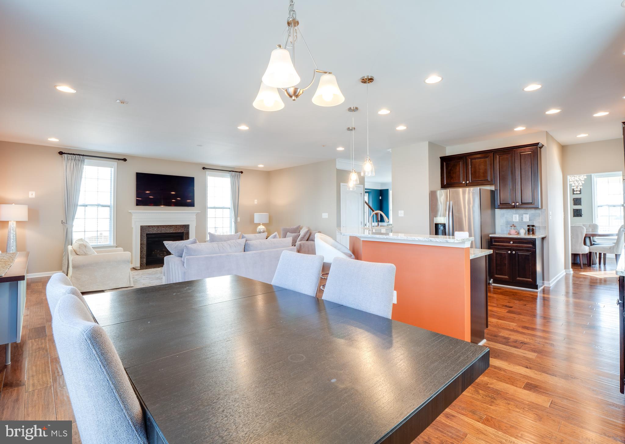 LOUDOUN VALLEY ESTATES 2 - Residential Lease