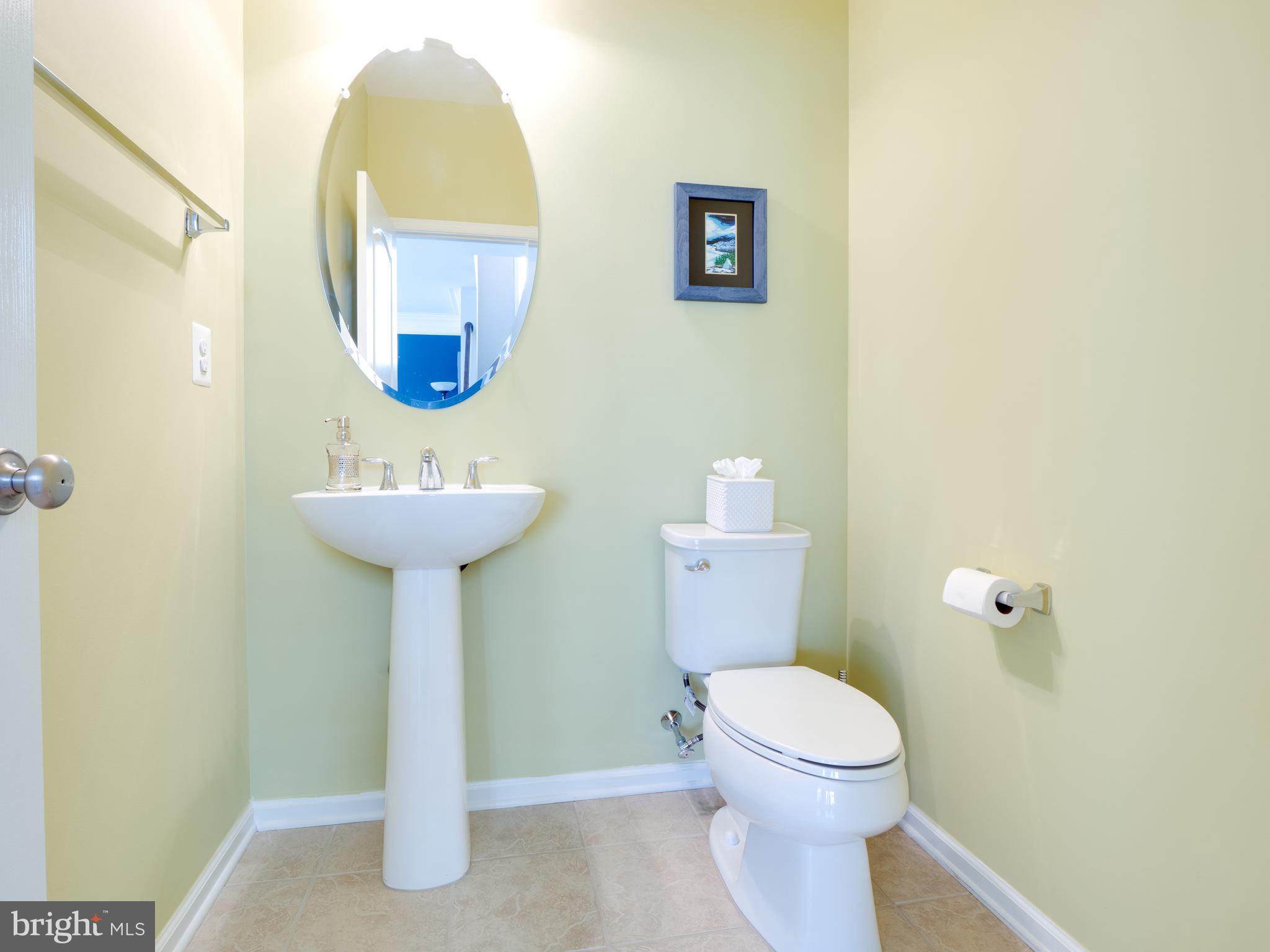 LOUDOUN VALLEY ESTATES 2 - Residential Lease