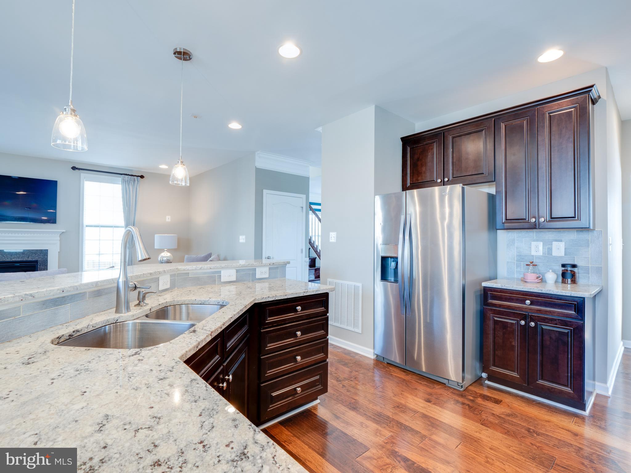 LOUDOUN VALLEY ESTATES 2 - Residential Lease