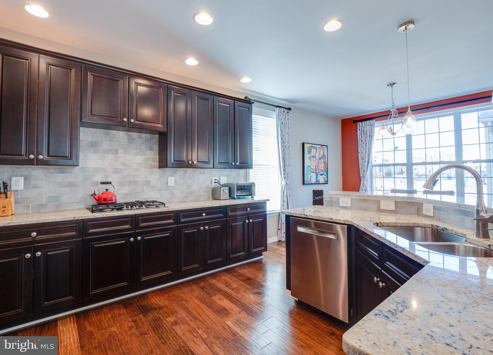 LOUDOUN VALLEY ESTATES 2 - Residential Lease