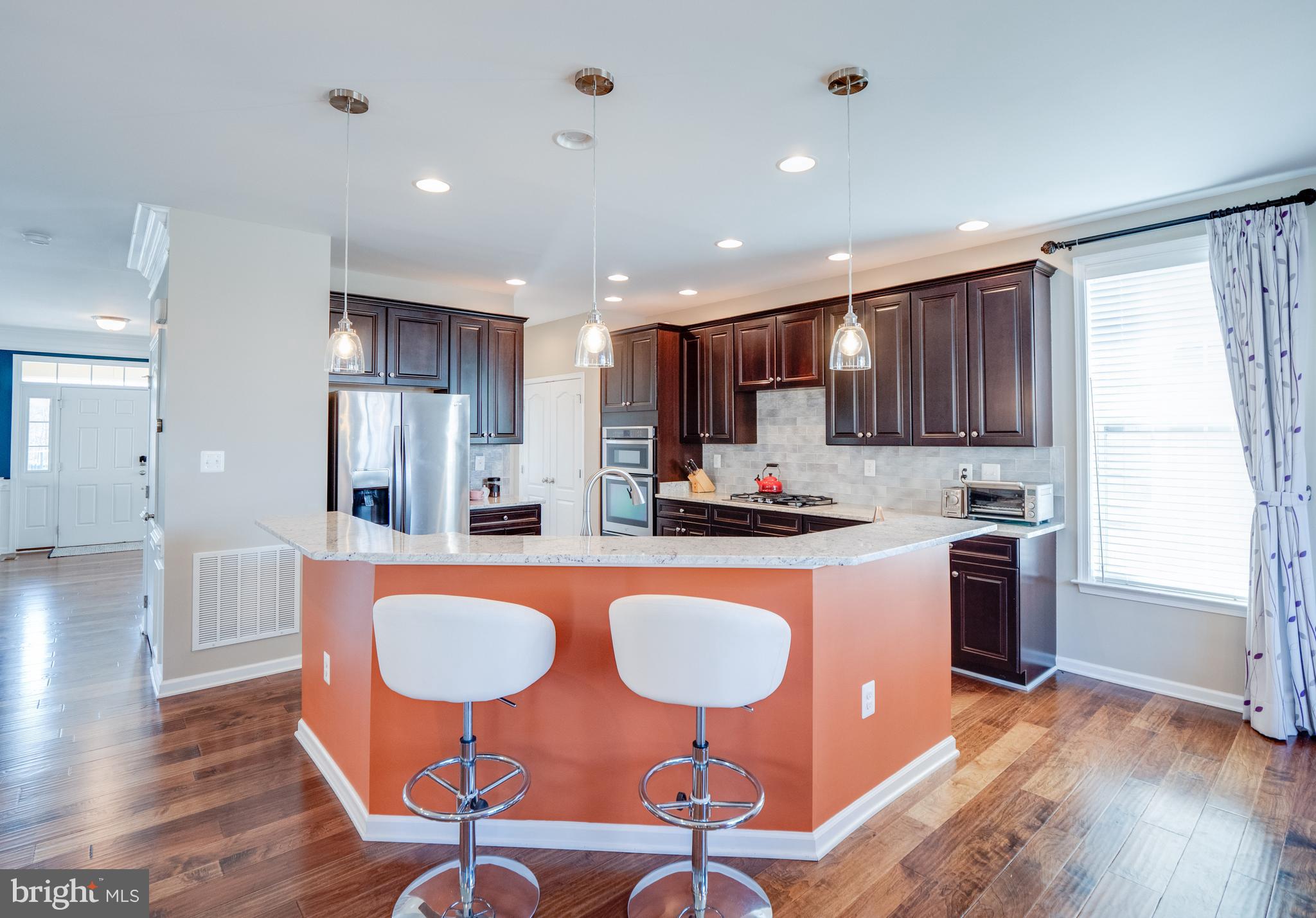 LOUDOUN VALLEY ESTATES 2 - Residential Lease