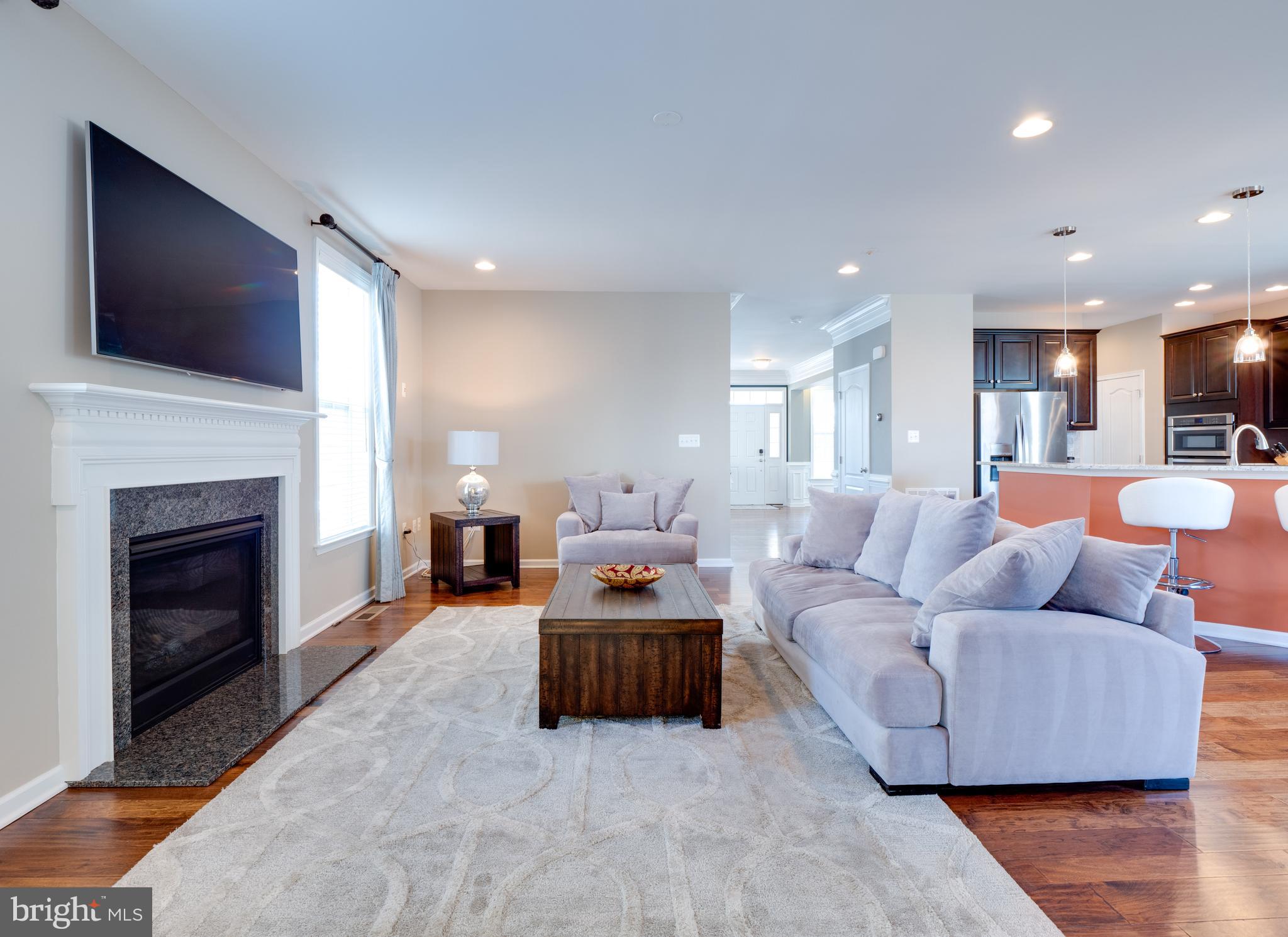 LOUDOUN VALLEY ESTATES 2 - Residential Lease