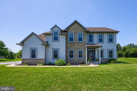 Photo of 505 W Route 897, REINHOLDS, PA 17569 (MLS # PALA2069762)