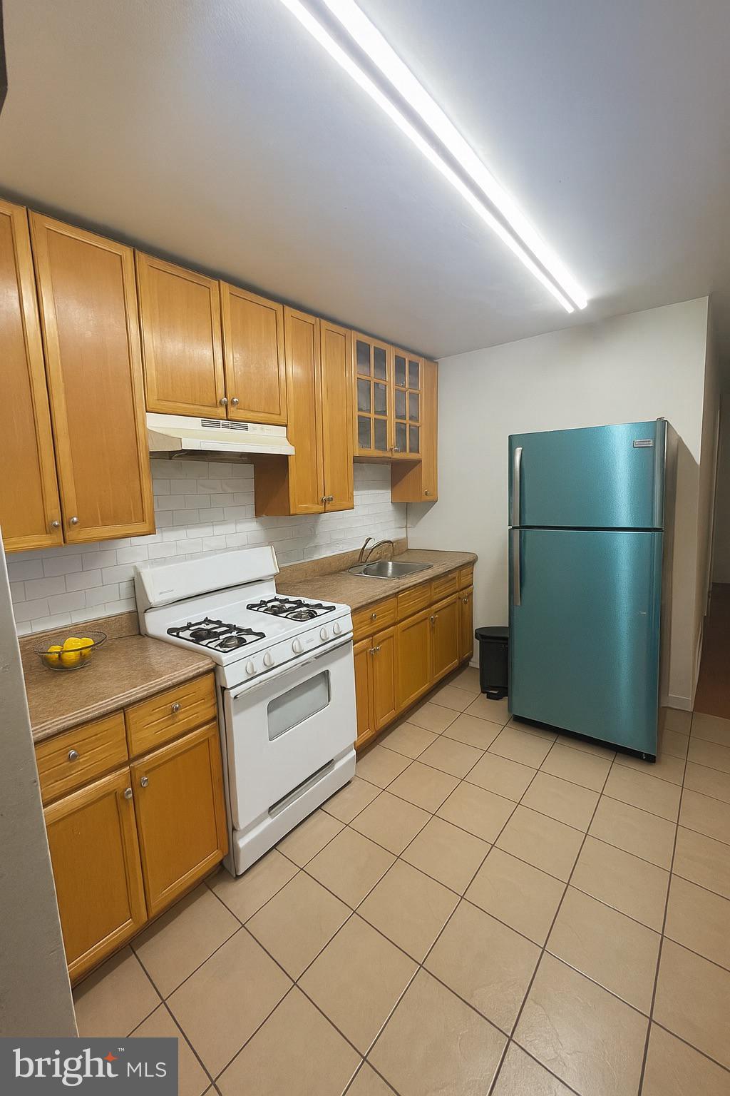 LAWNCREST - Residential