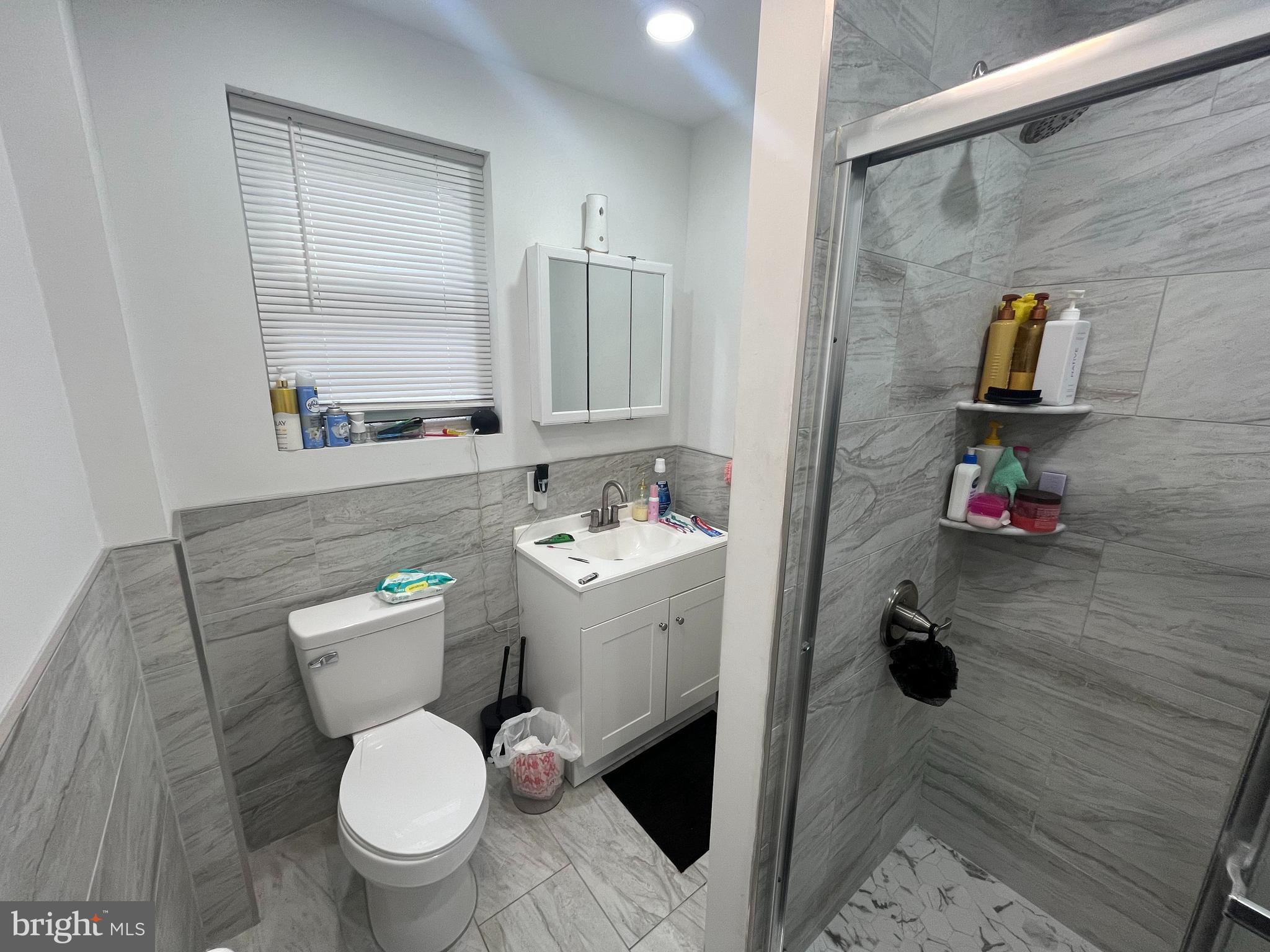 LAWNCREST - Residential