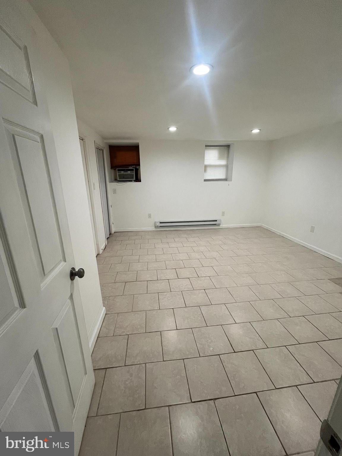 LAWNCREST - Residential