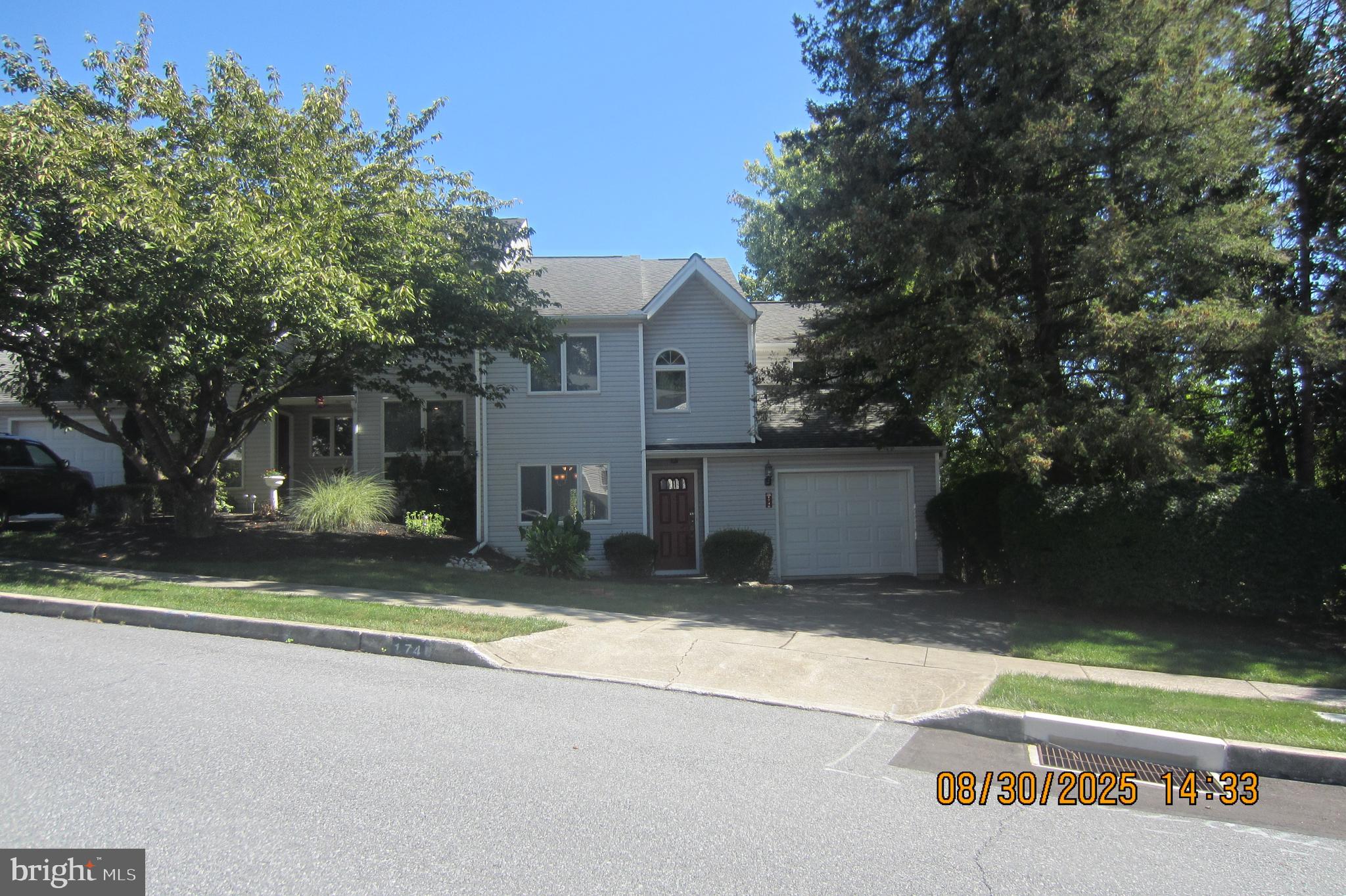 1740 CREEK VISTA DRIVE