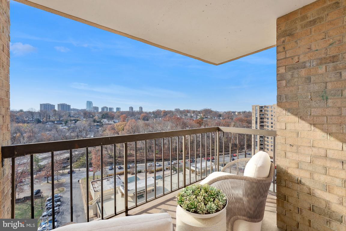 THE BRITTANY - Residential