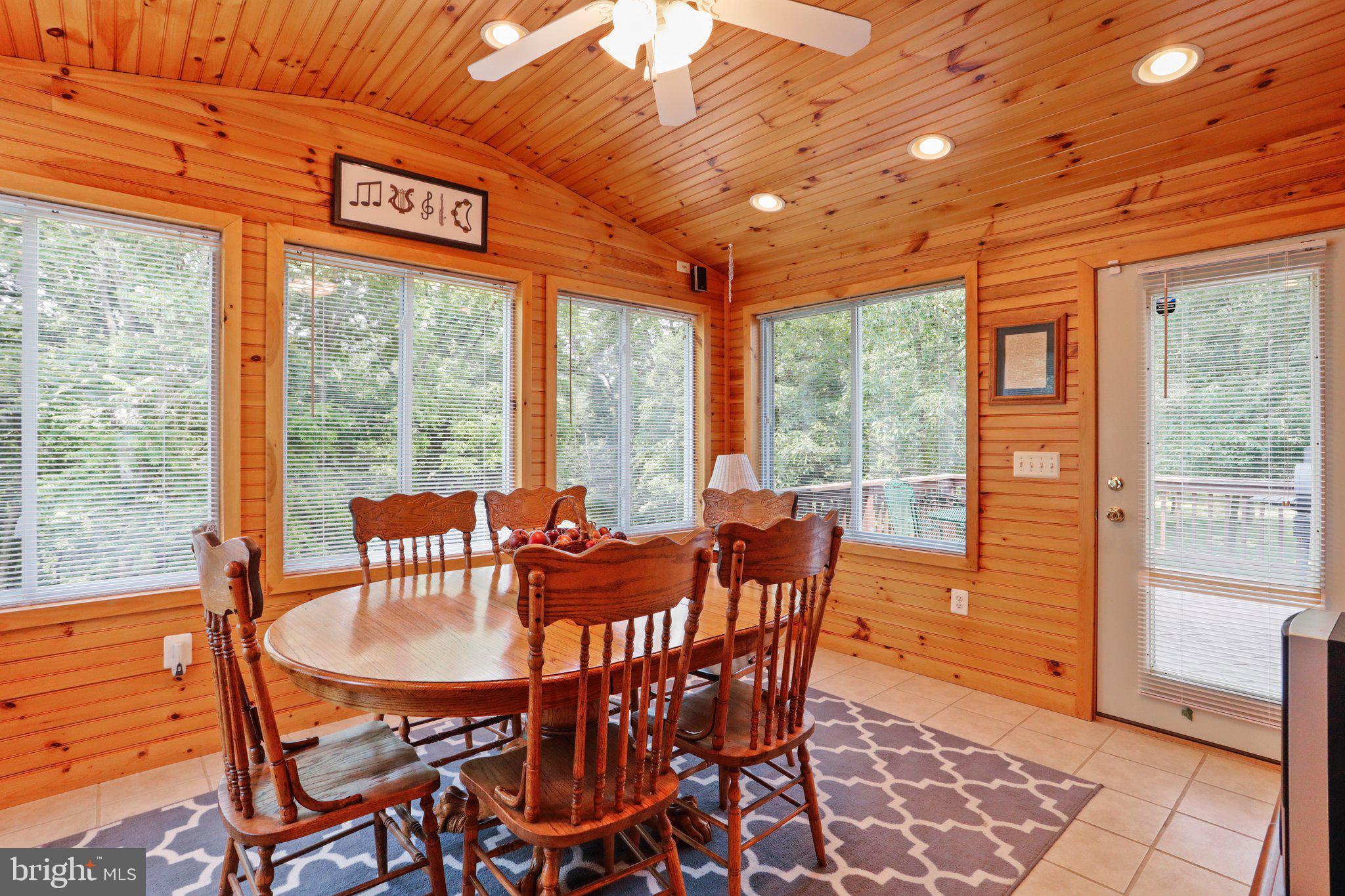 QUAIL RIDGE - Residential