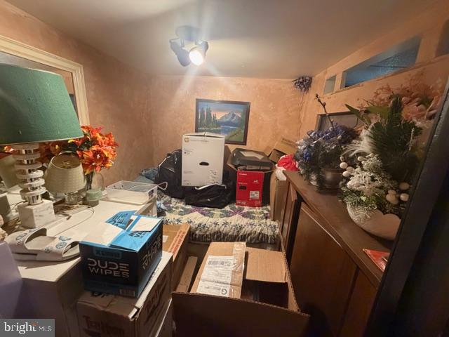 GEORGETOWN VILLAGE - Residential