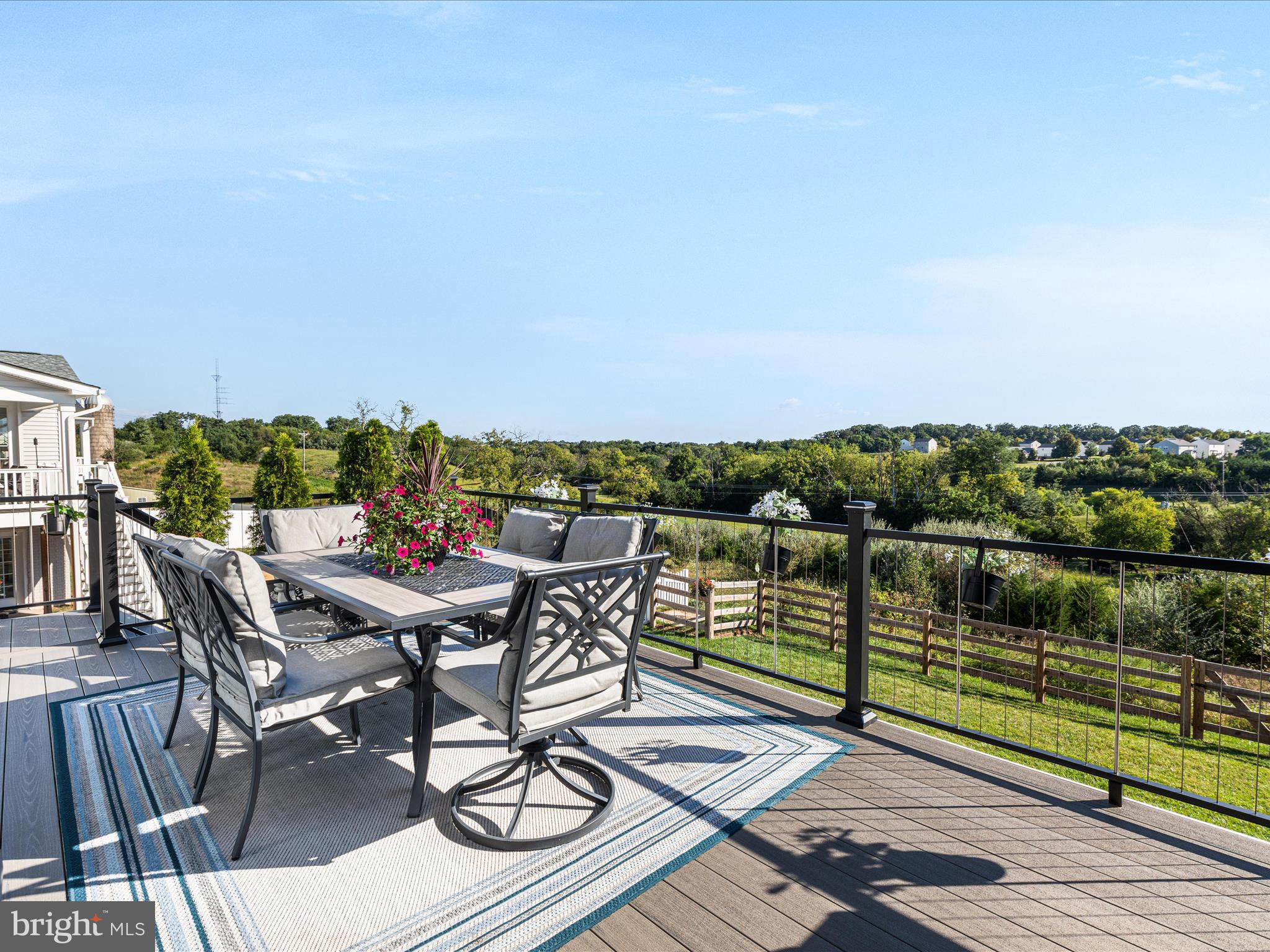 SOUTHERN HILLS - Residential