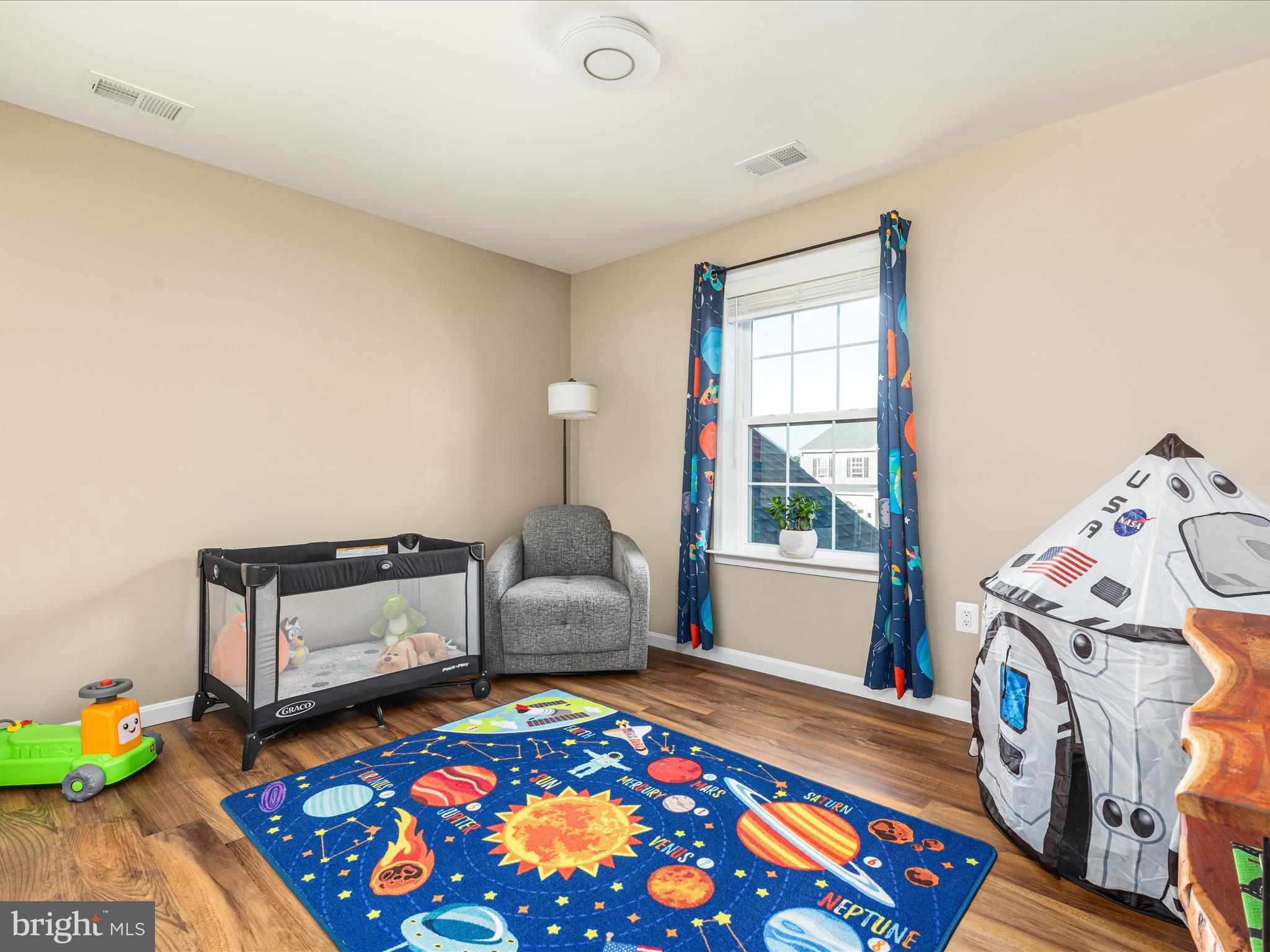 SOUTHERN HILLS - Residential