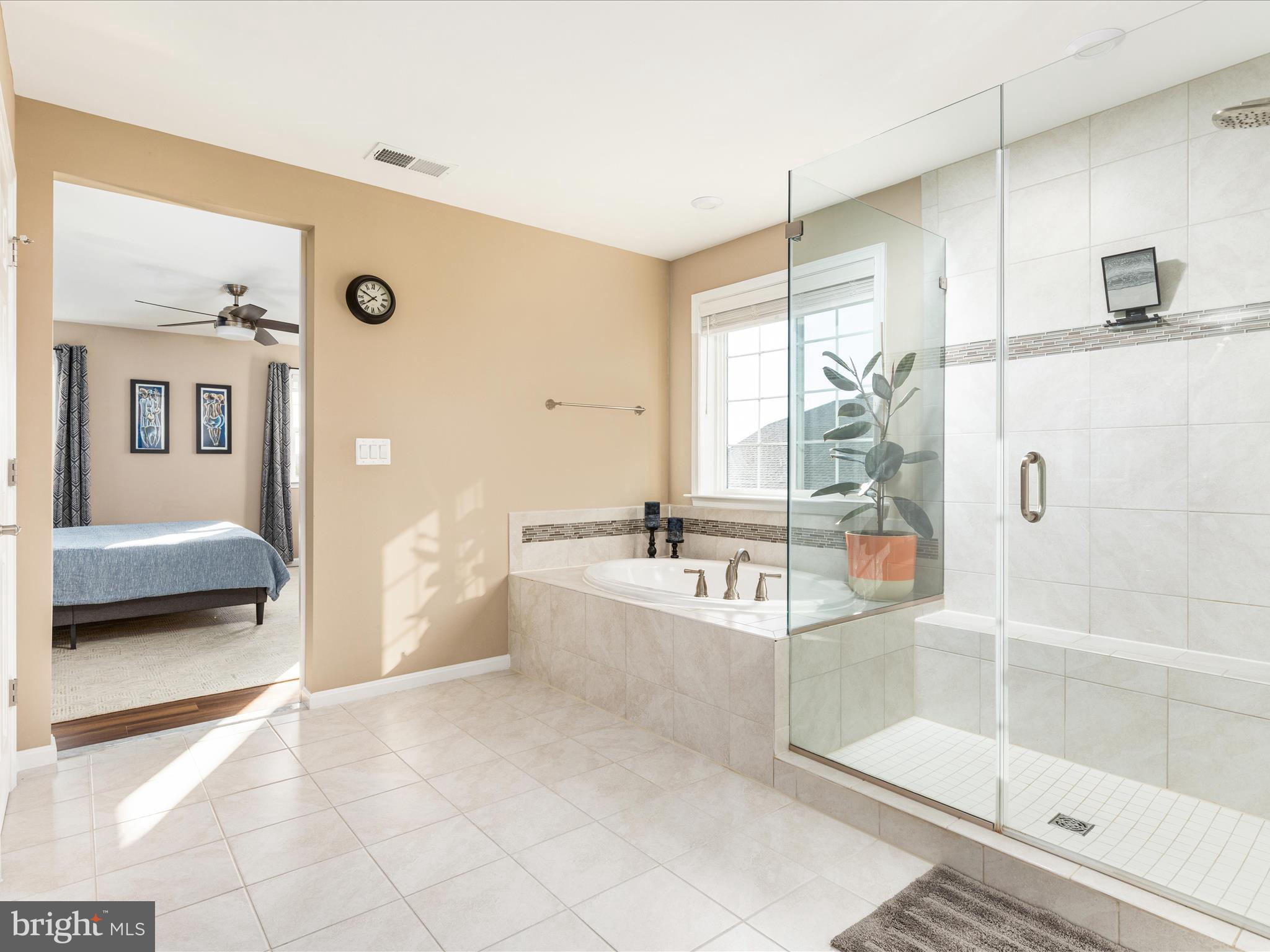 SOUTHERN HILLS - Residential