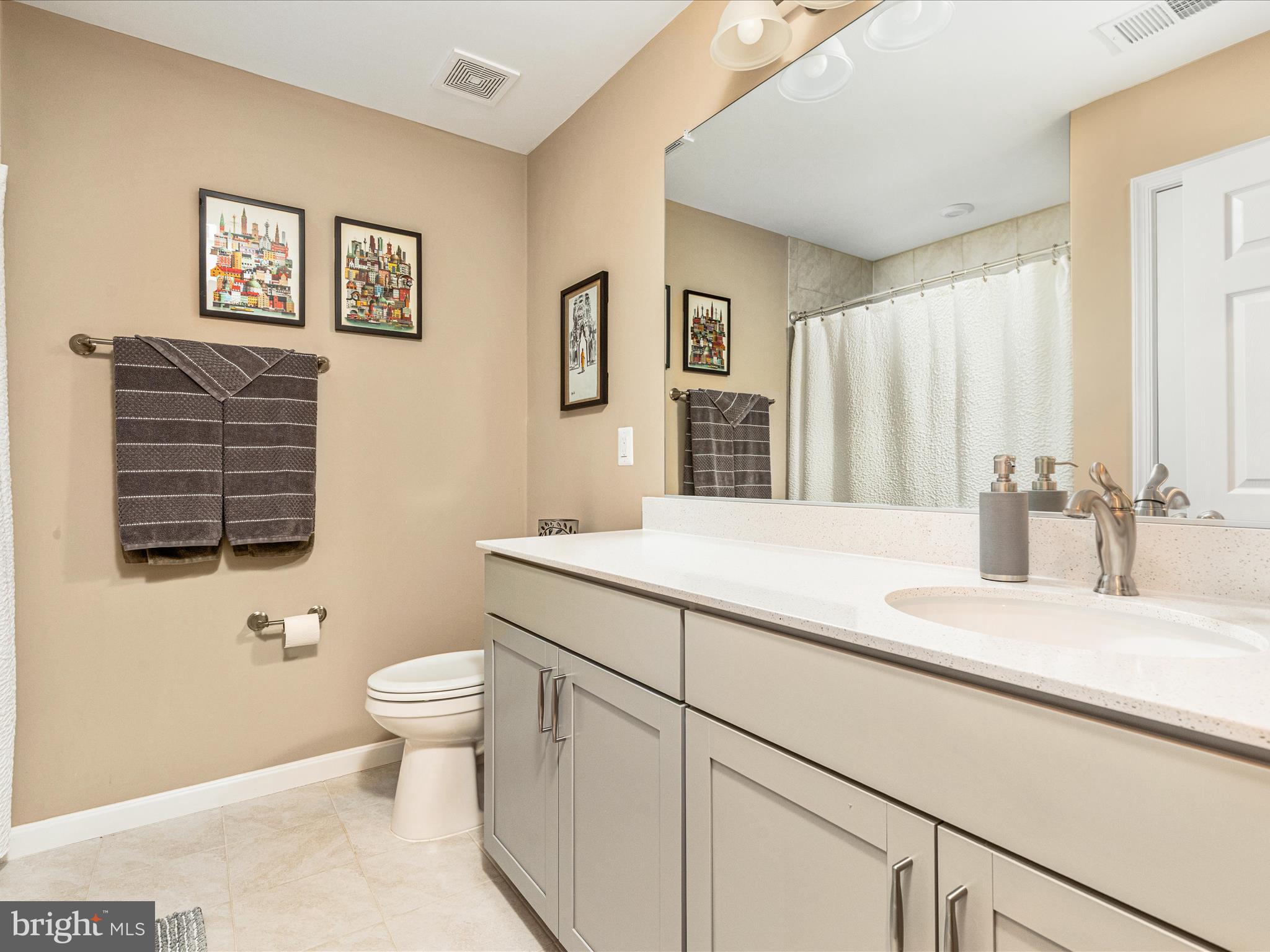 SOUTHERN HILLS - Residential