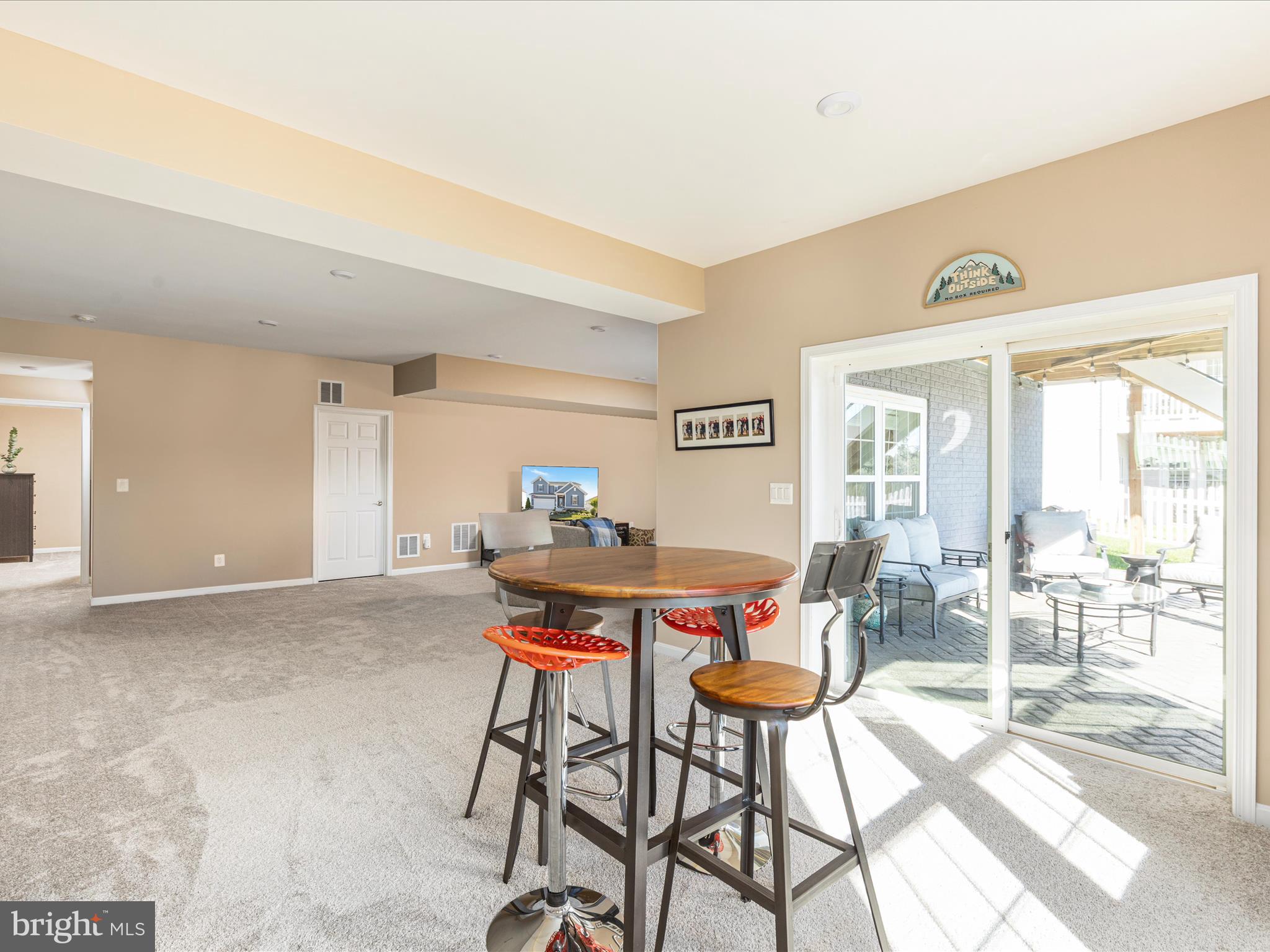 SOUTHERN HILLS - Residential