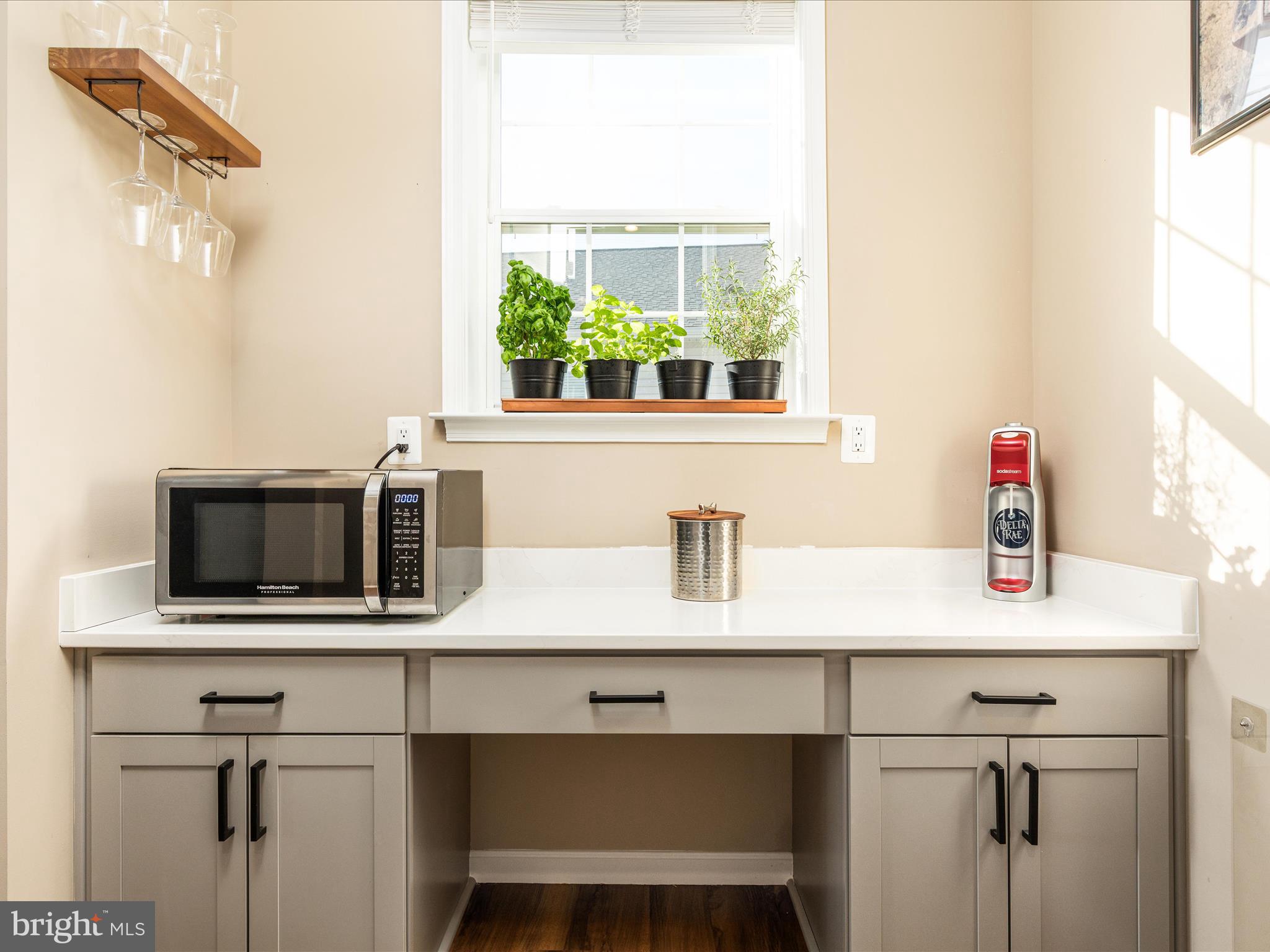 SOUTHERN HILLS - Residential