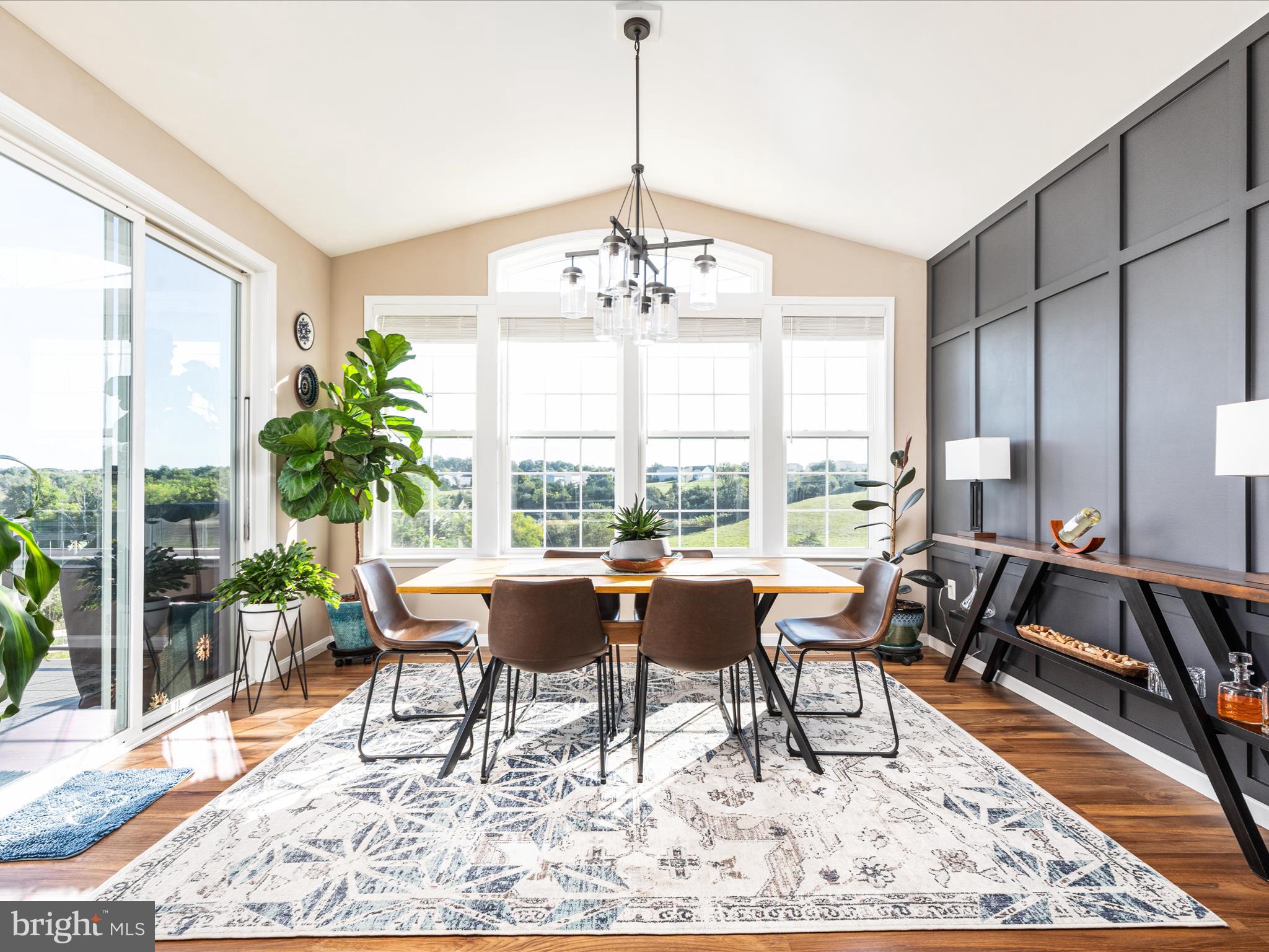 SOUTHERN HILLS - Residential