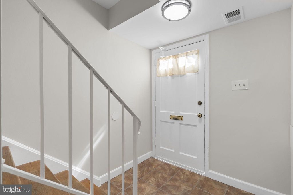 Photo of 8221 Tory Road #150, SPRINGFIELD, VA 22152 (MLS # VAFX2311000)