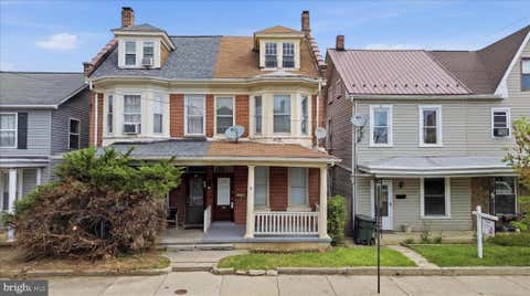 Townhouse For Sale - 40 Fairground Avenue<br/> HAGERSTOWN, MD 21740