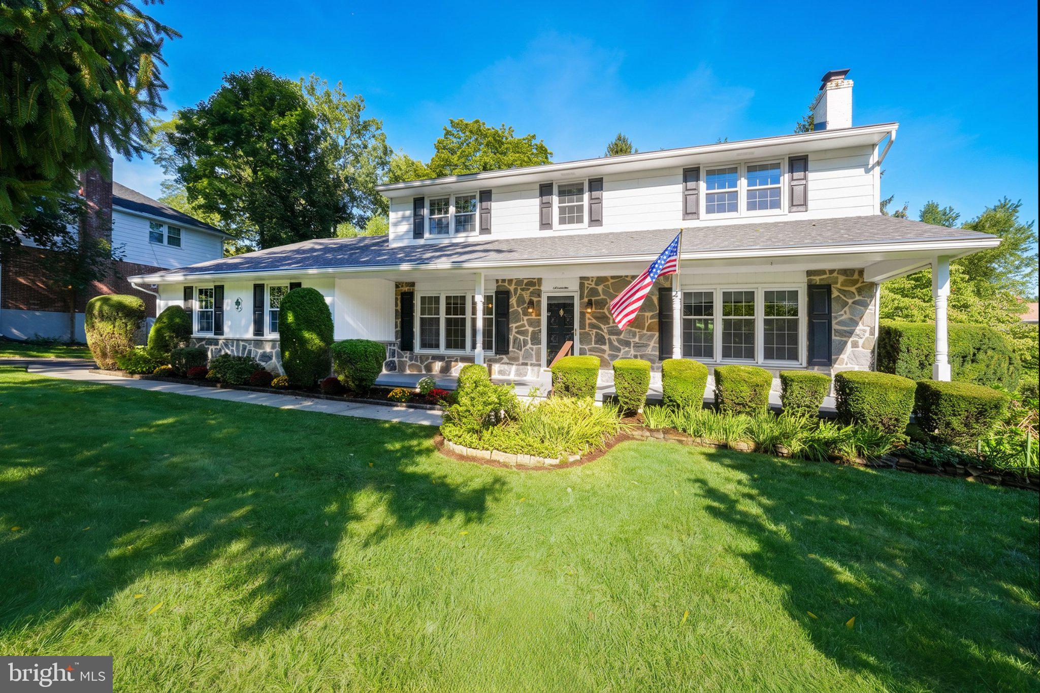 17 STONECROP ROAD