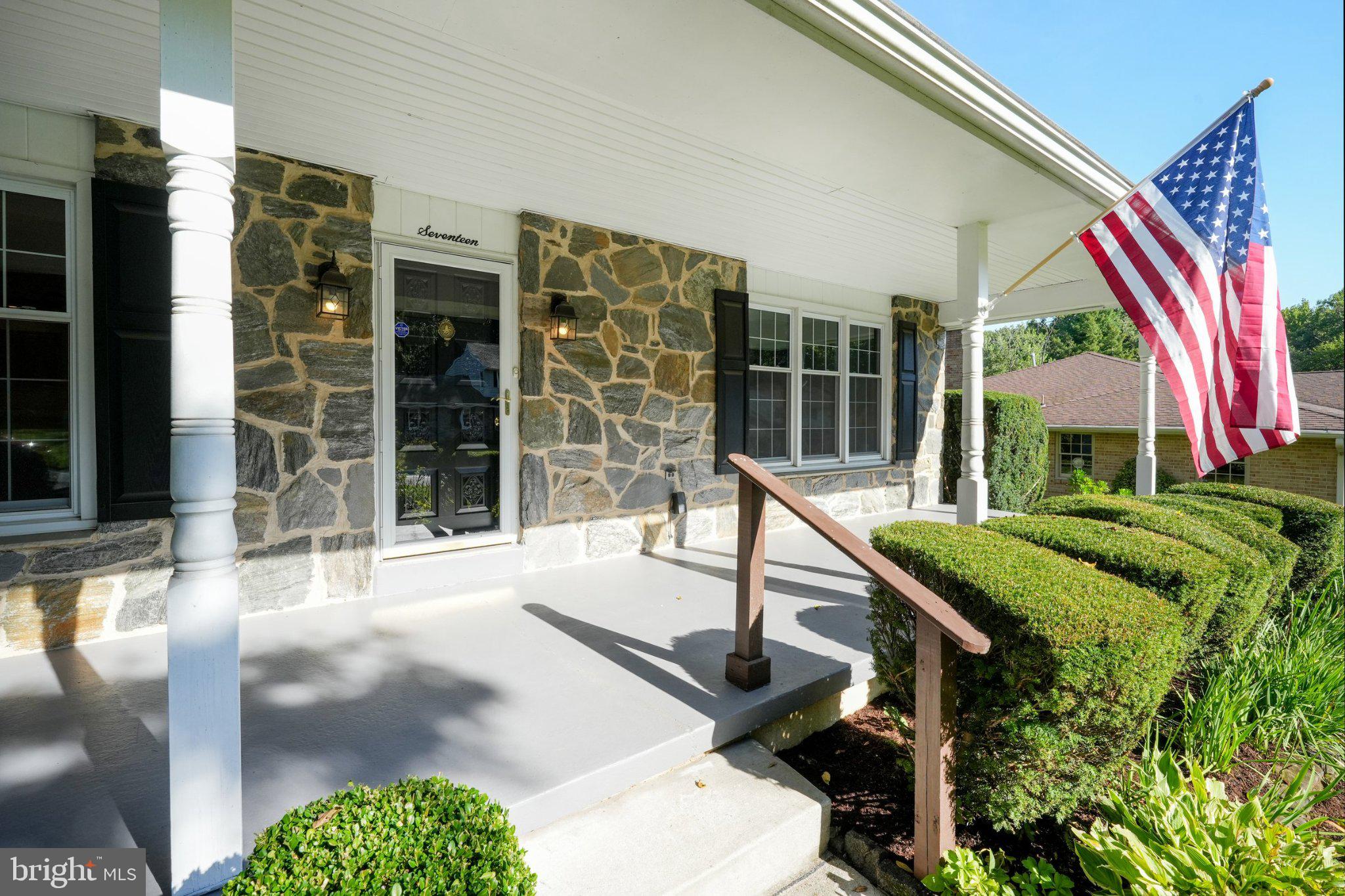 17 STONECROP ROAD