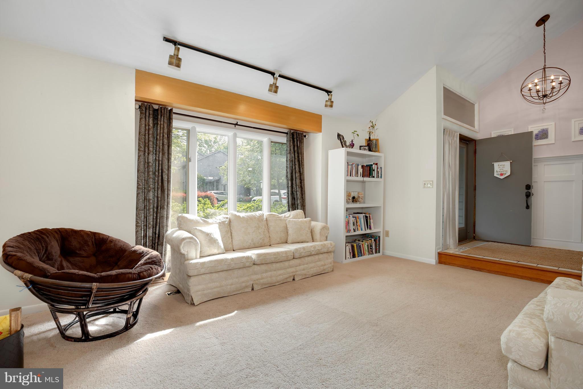 SCARBOROUGH - Residential