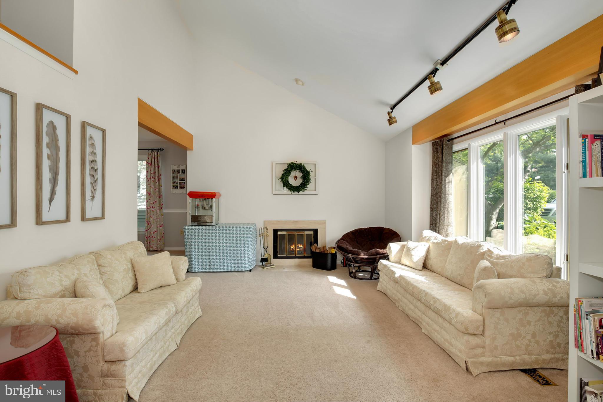 SCARBOROUGH - Residential