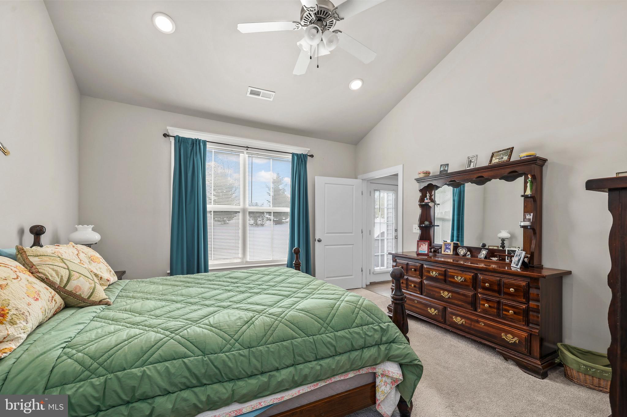 VILLAS AT SALEM CHURCH - Residential