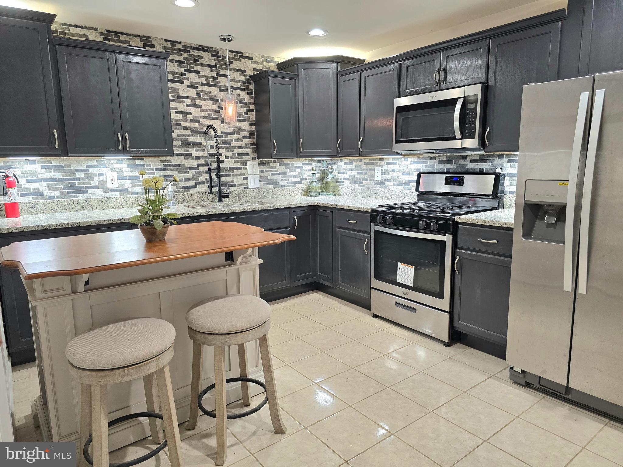 GLENSHIRE ESTATES - Residential